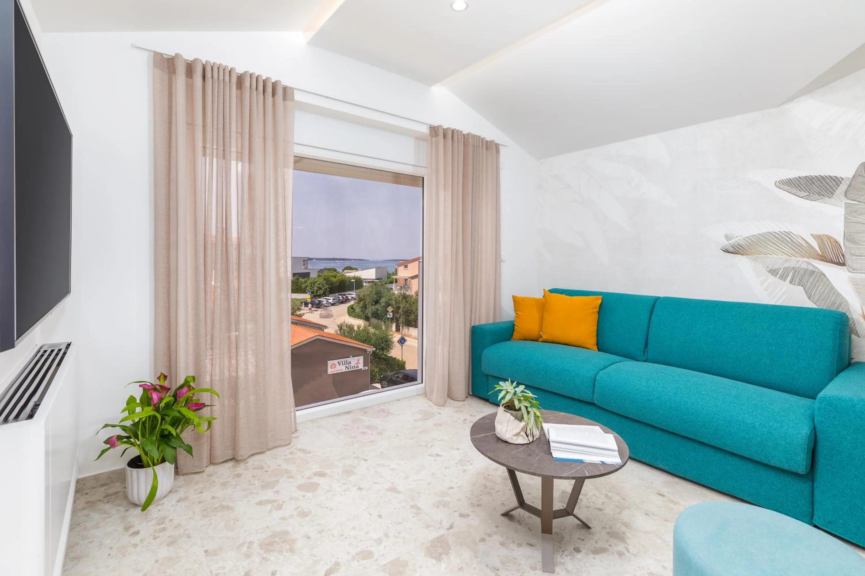 TV and multimedia in Apartments Villa Nina