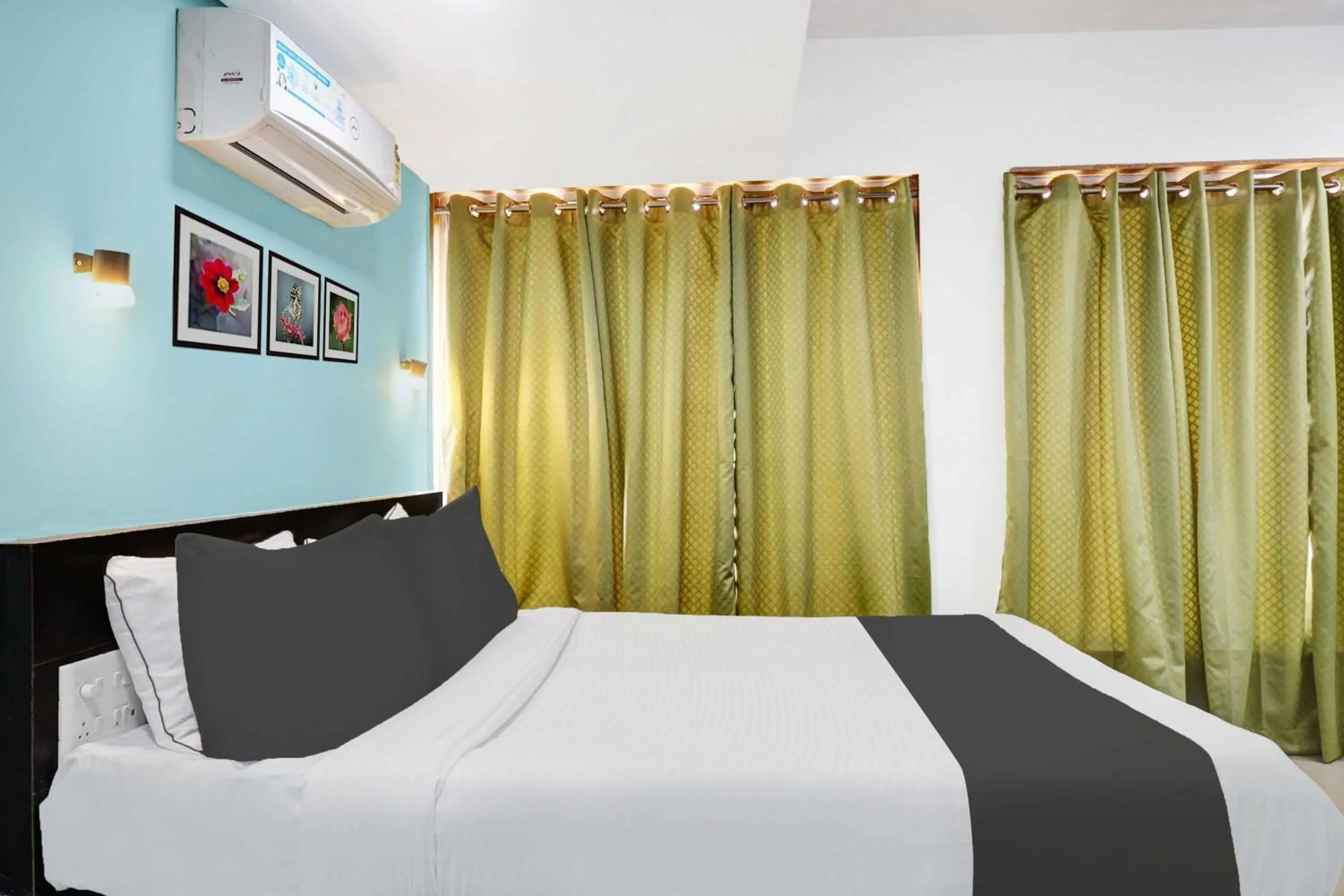 Bedroom, Bed in Aarambh Exotica