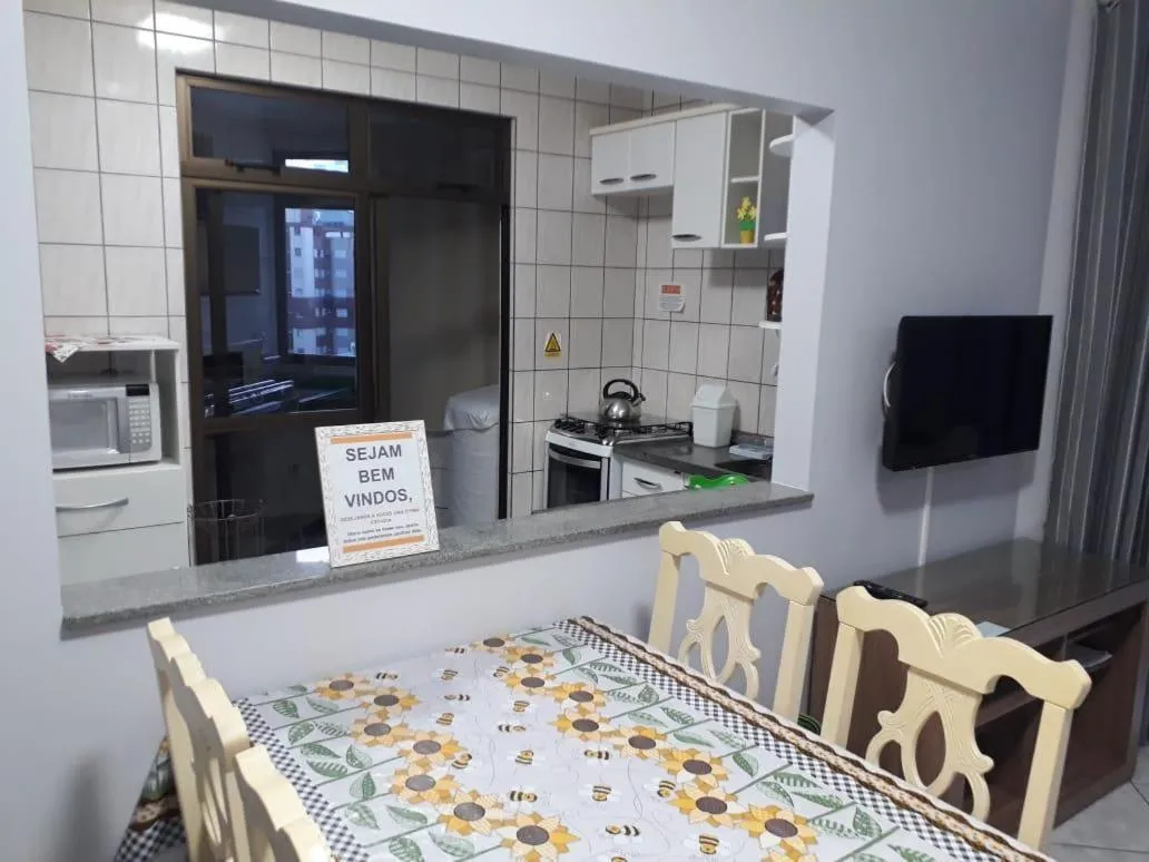 Apartamento Meia Praia Itapema