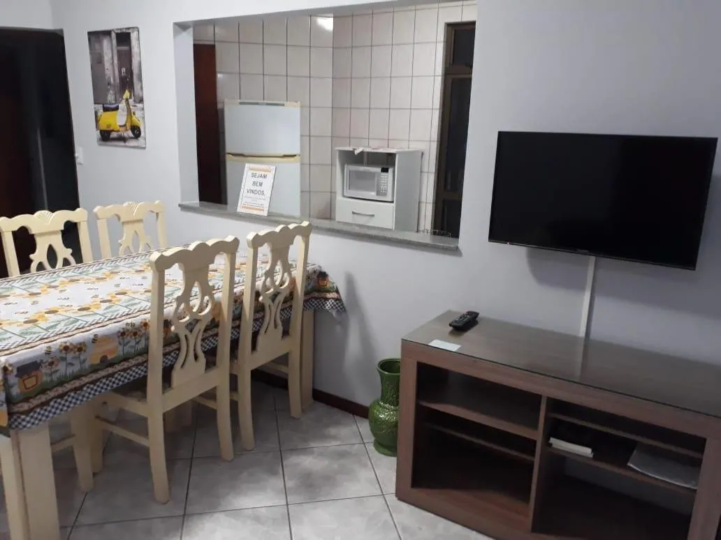 Apartamento Meia Praia Itapema