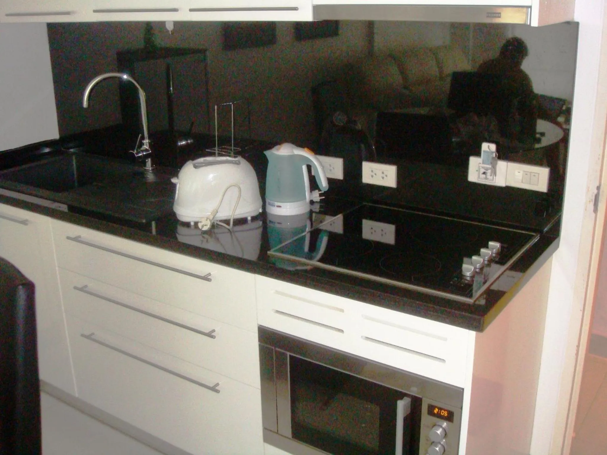 Kitchen or kitchenette in Siam Palm Residence