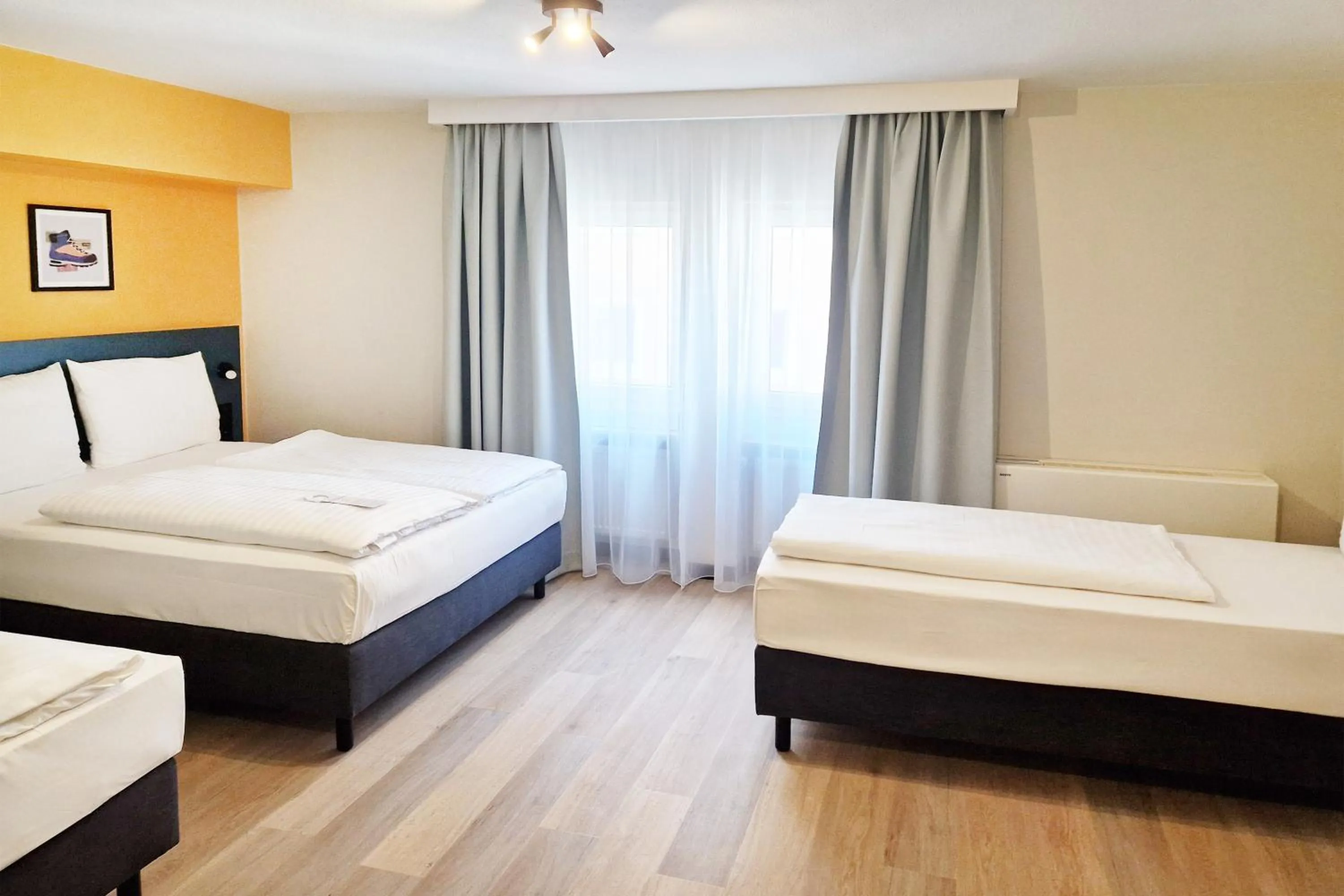 Photo of the whole room, Bed in Hotel Boulevard