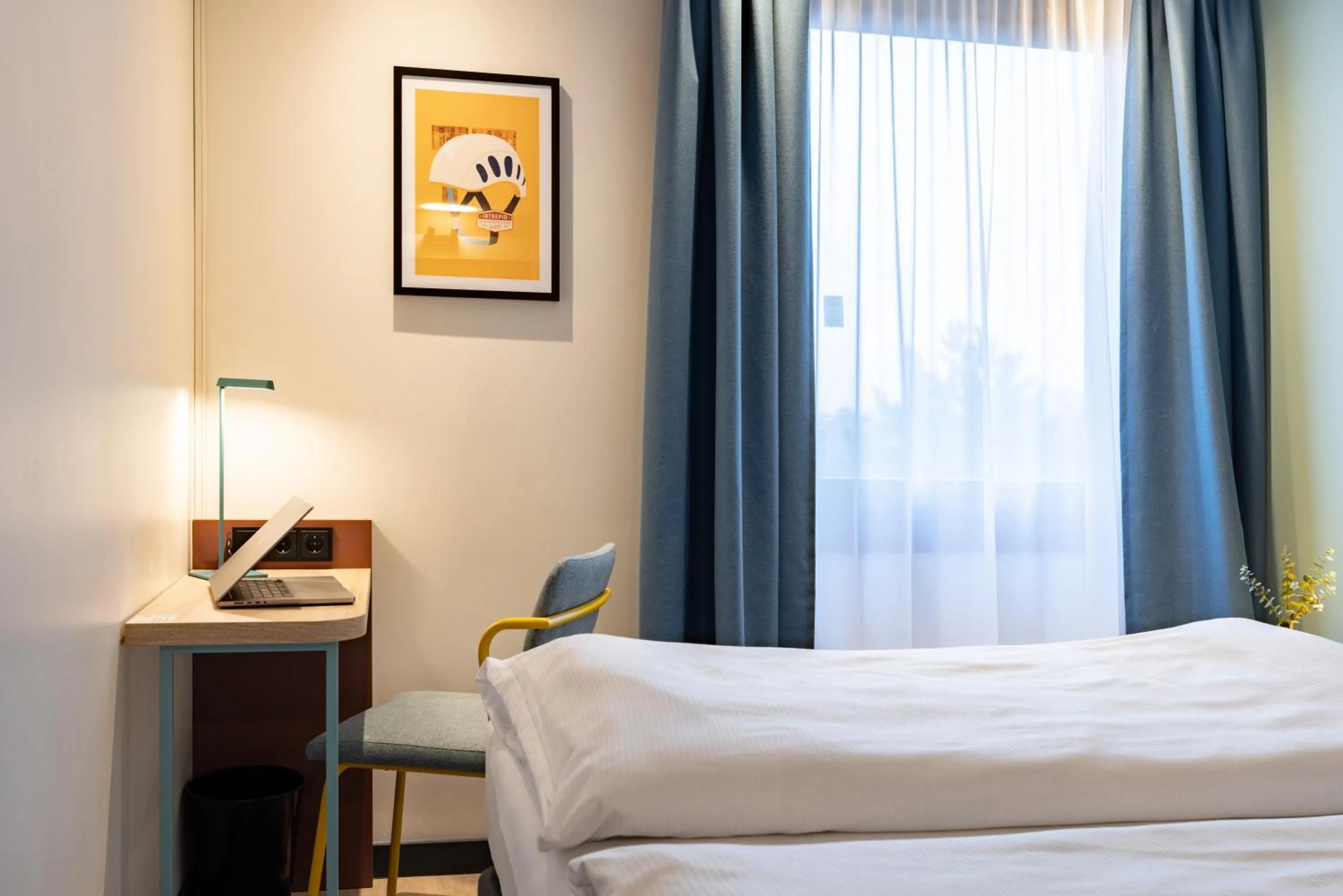 Photo of the whole room, Bed in Hotel Boulevard