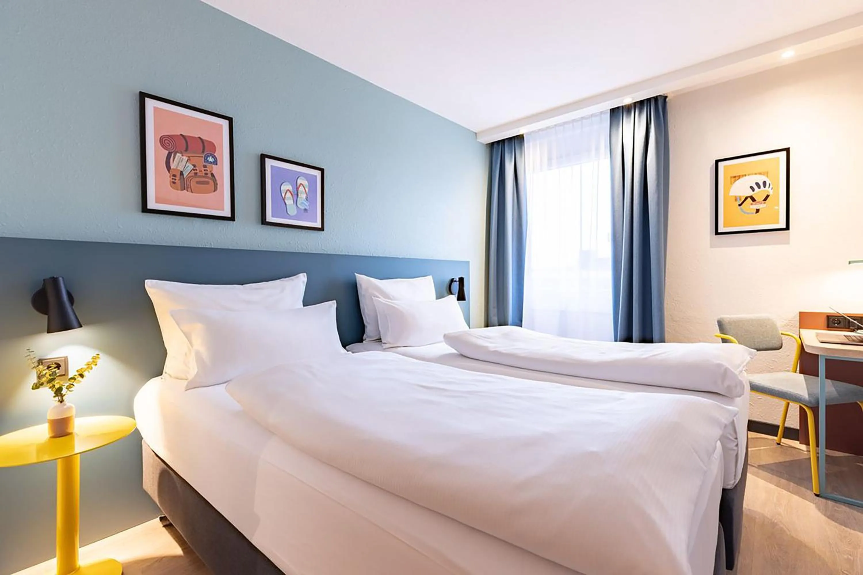 Photo of the whole room, Bed in Hotel Boulevard