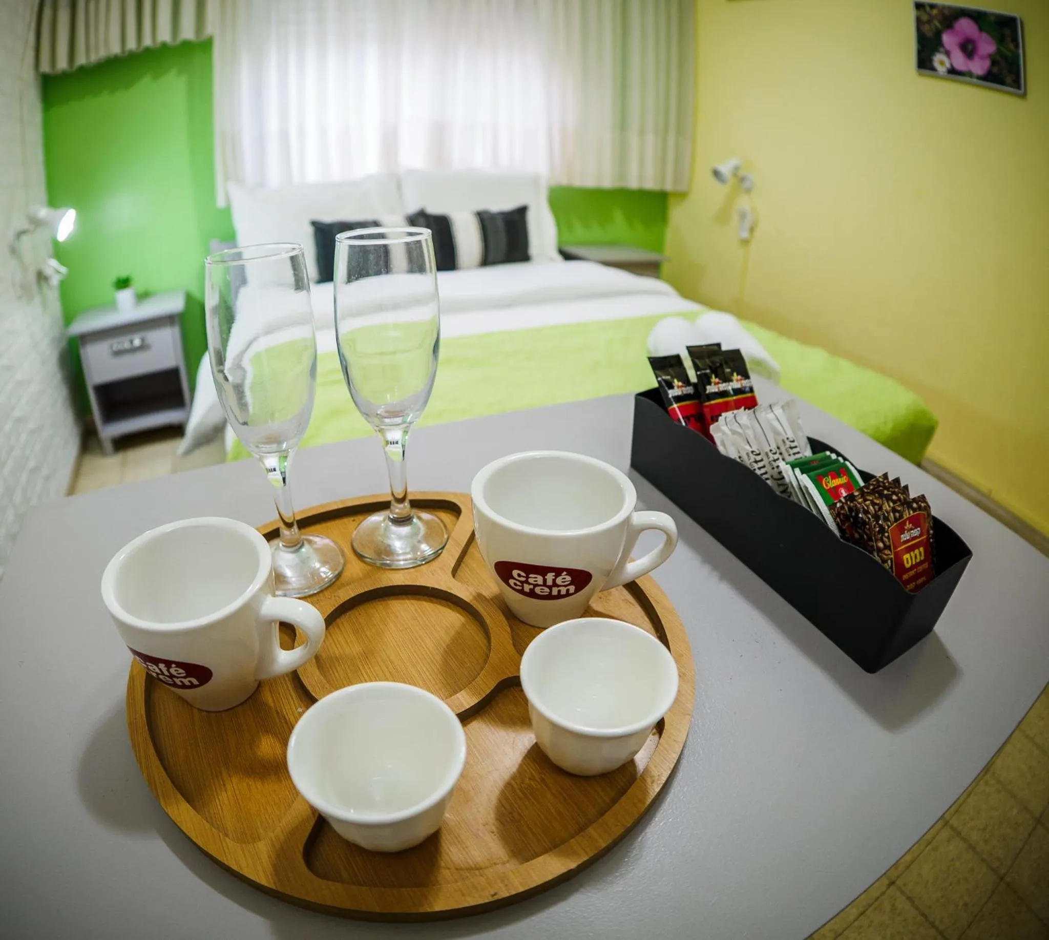 Coffee/tea facilities in Breezot Yam