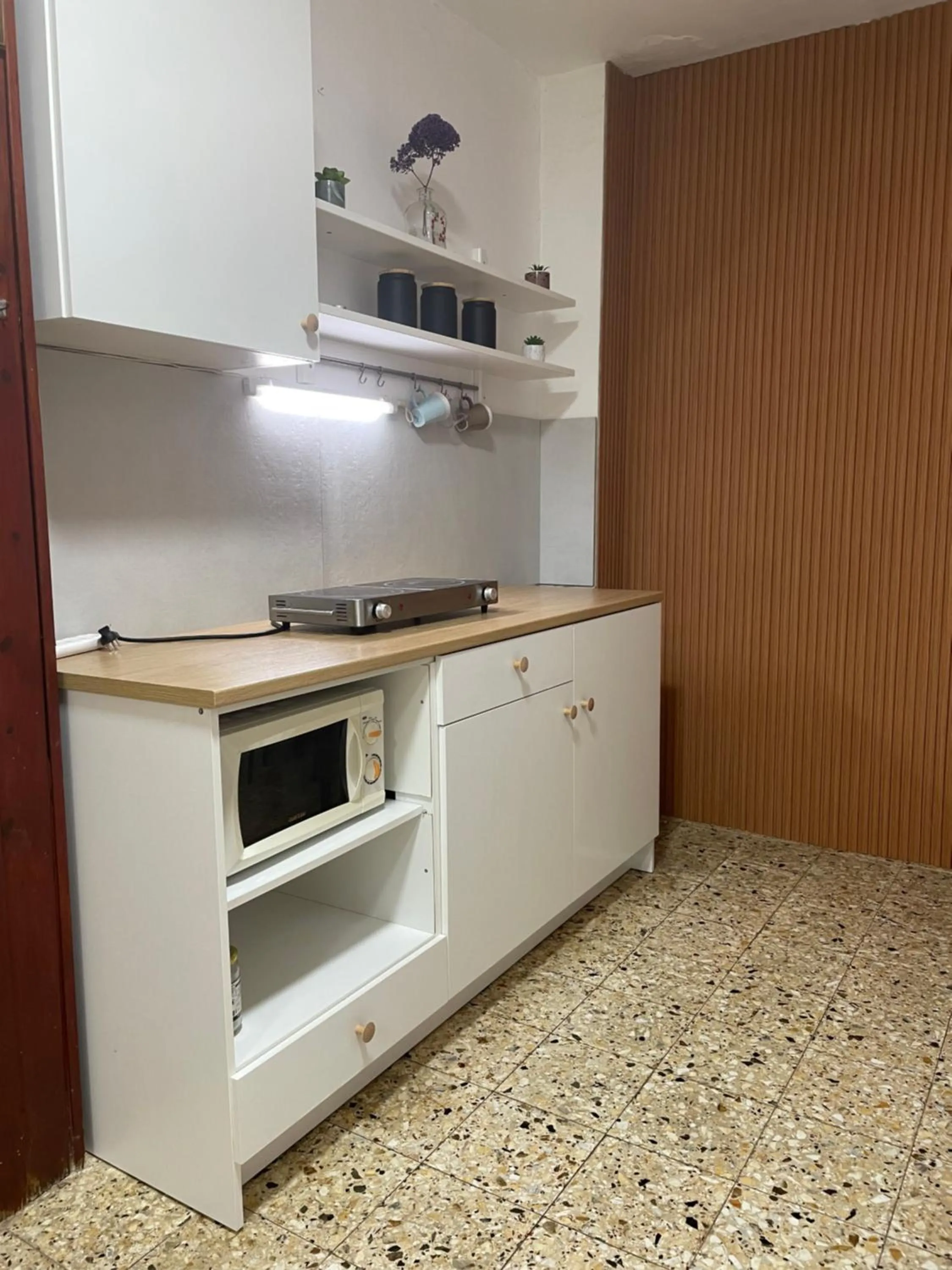 Communal kitchen in Breezot Yam