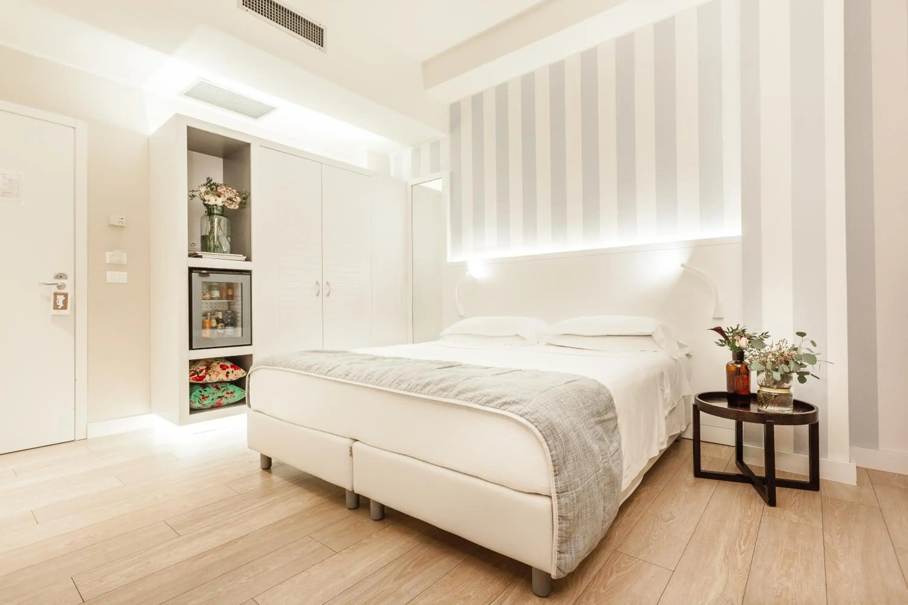 Bedroom, Bed in Hotel Villa Rosa Riviera Bedroom, Bed in Hotel Villa Rosa Riviera