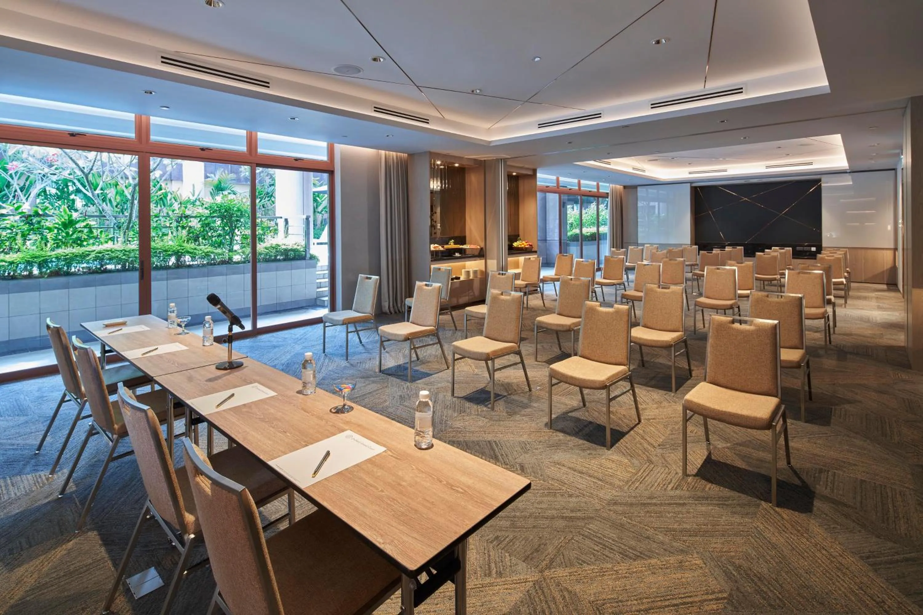 Meeting/conference room in Orchard Grand Court