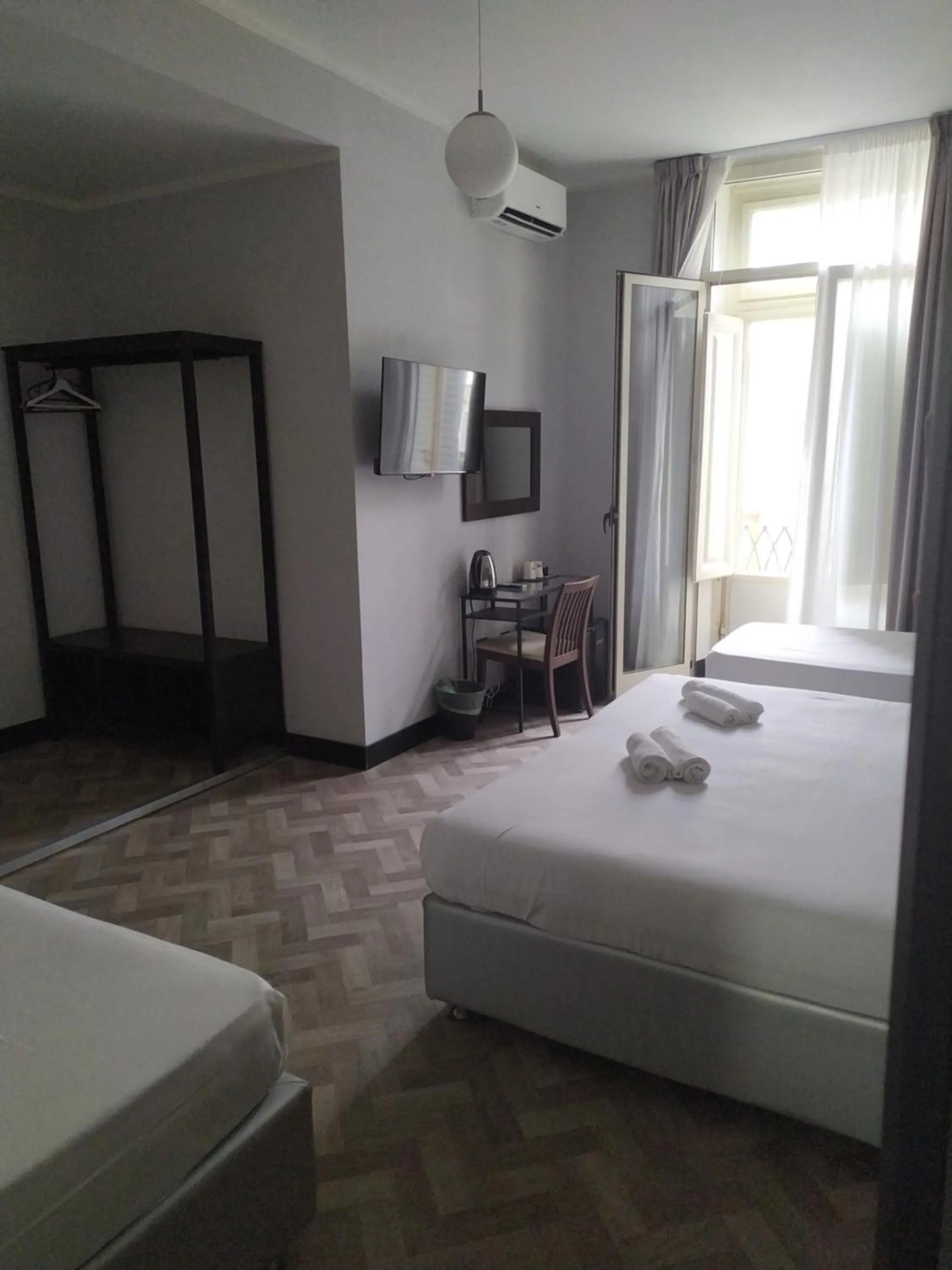 Bed in The One Firenze