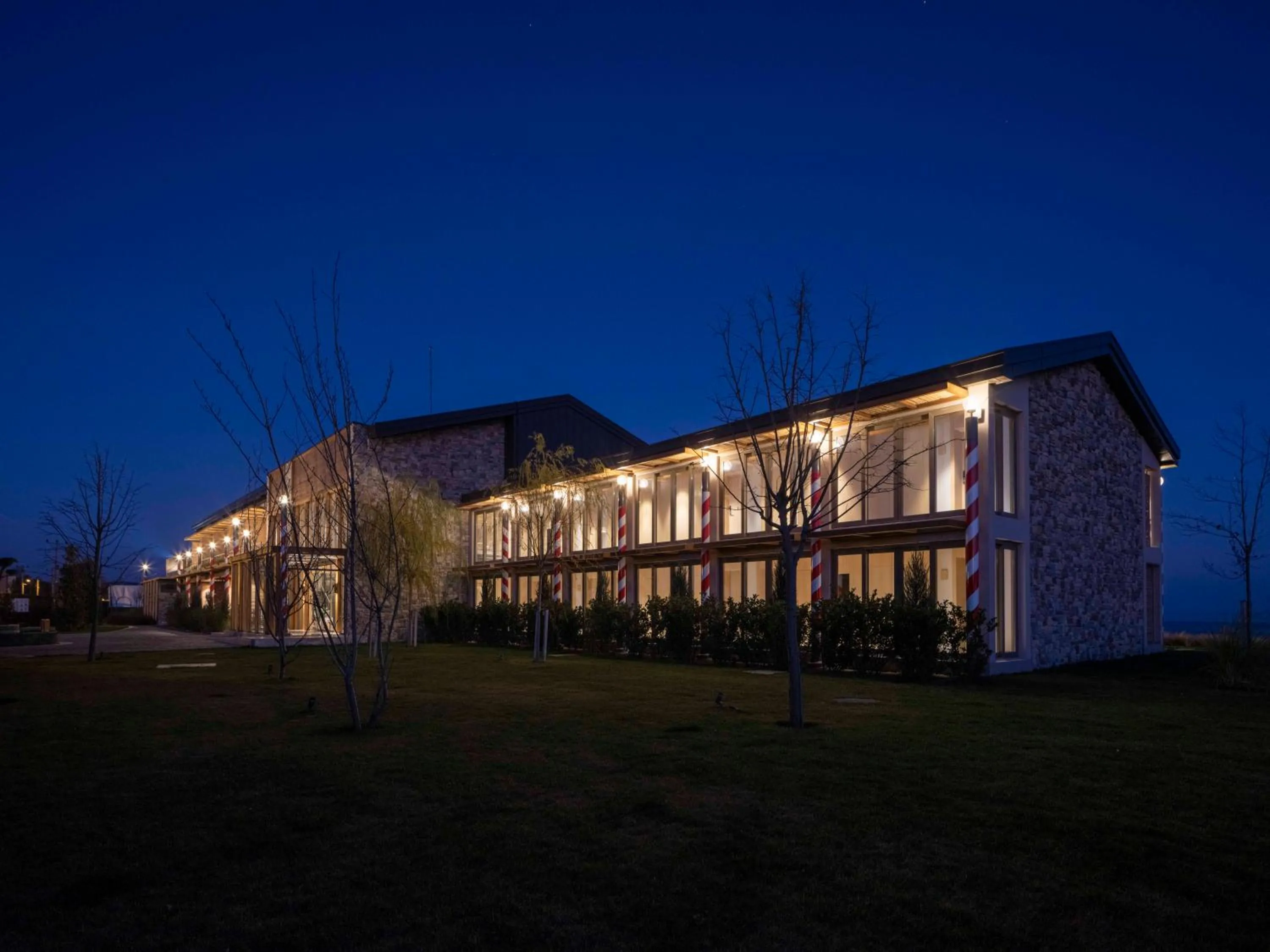 Night in İnemare Hotel