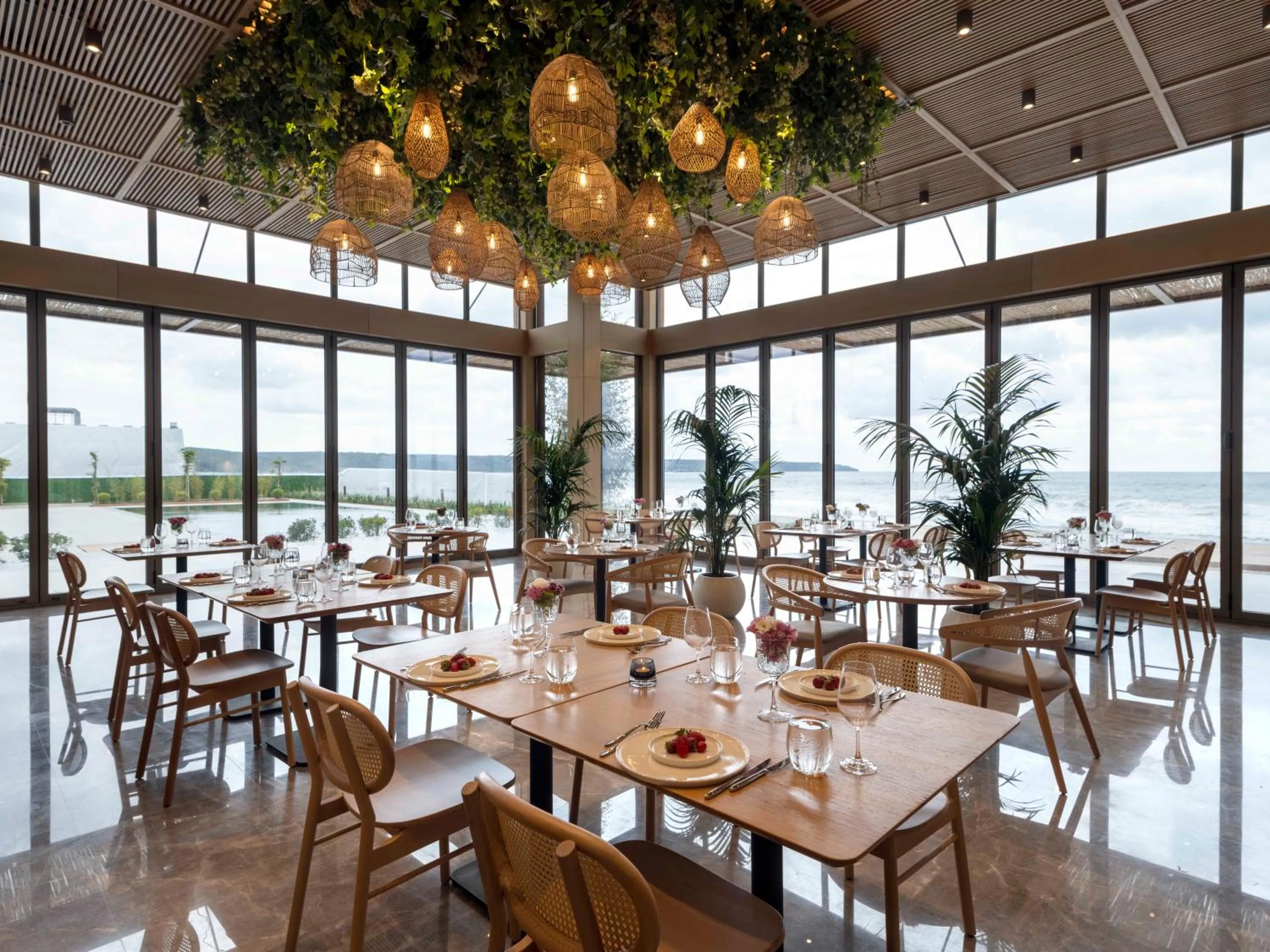 Restaurant/places to eat in İnemare Hotel