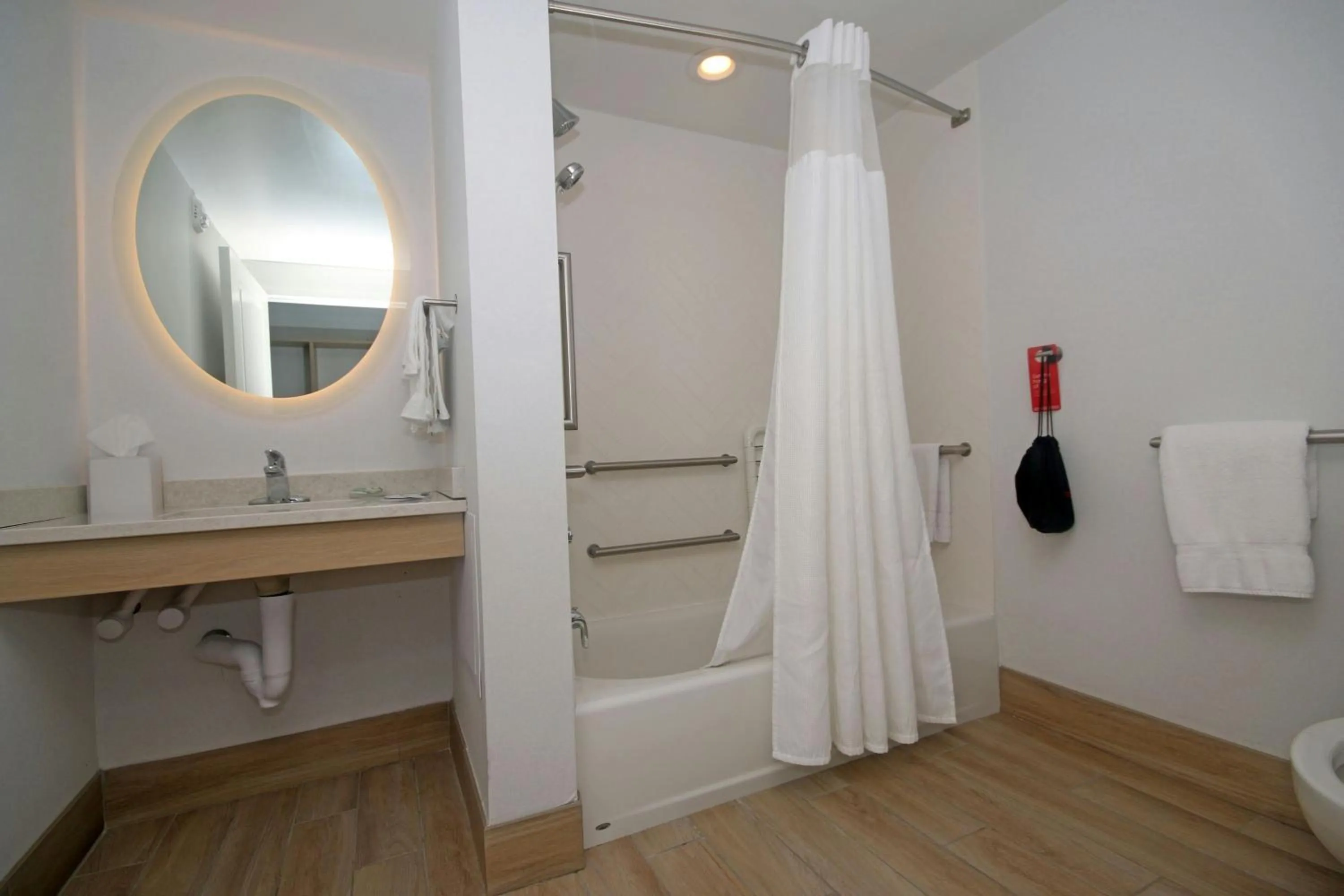 Bathroom in TownePlace Suites by Marriott Asheville Downtown