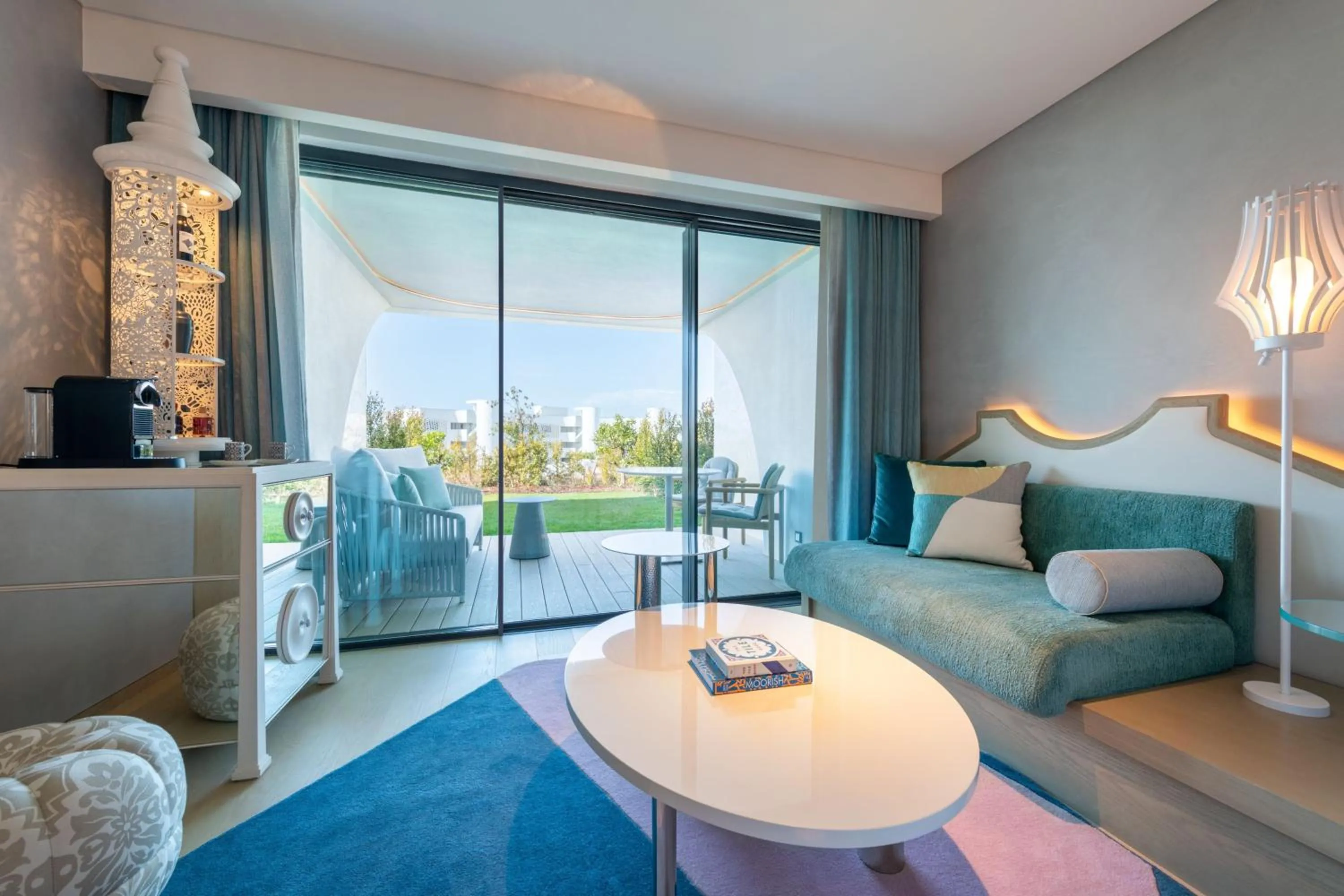 Photo of the whole room in W Algarve