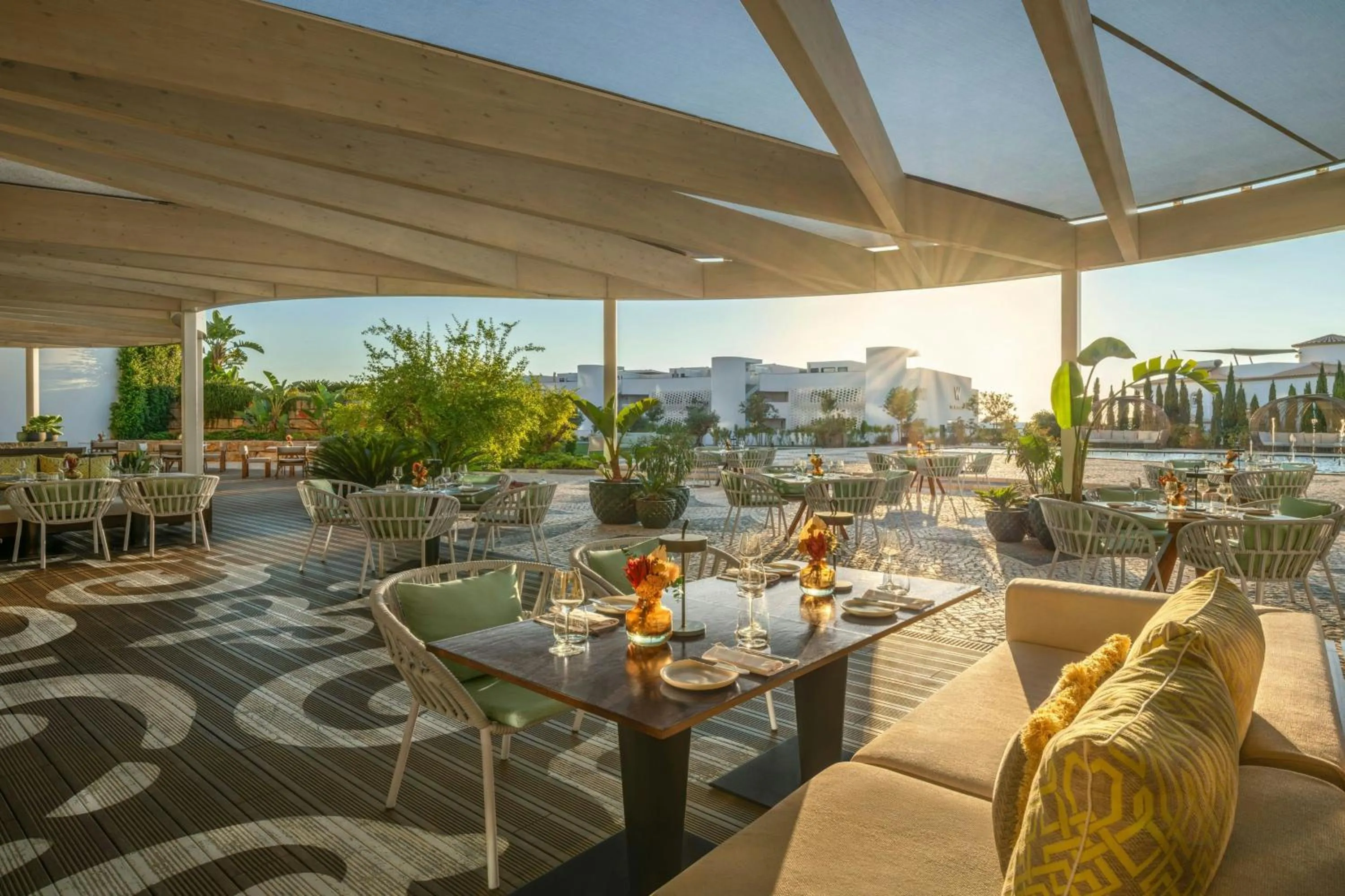 Kitchen or kitchenette in W Residences Algarve