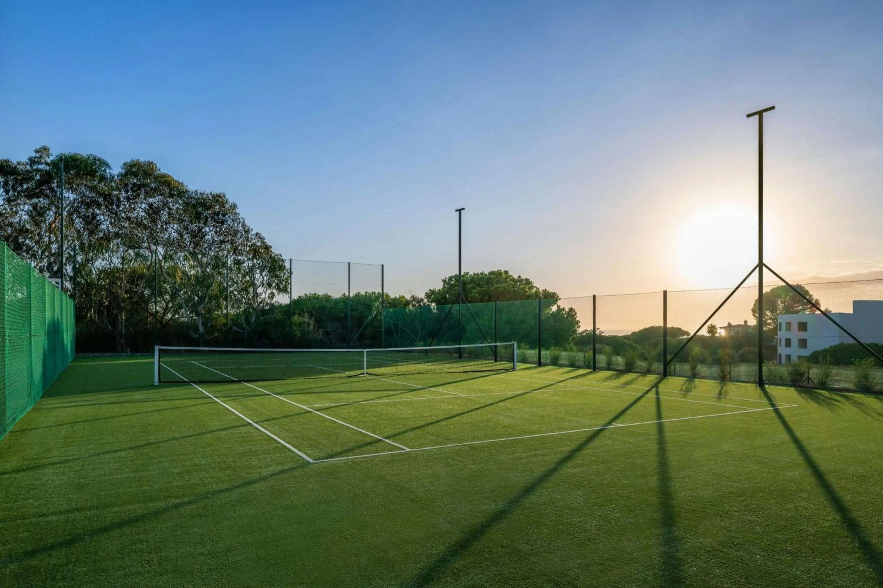 Tennis court in W Residences Algarve