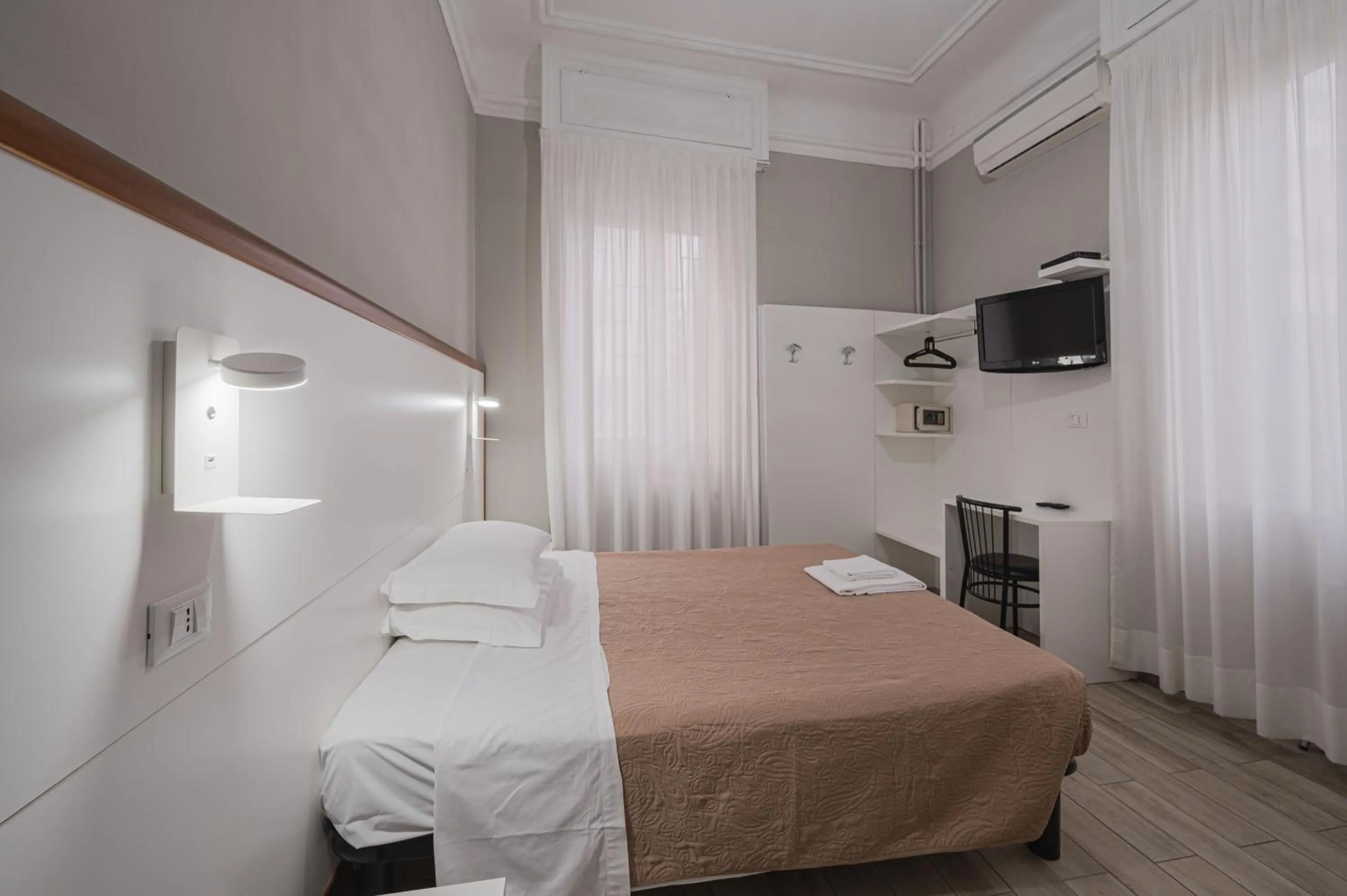 Bed in Hotel Bogart Milano