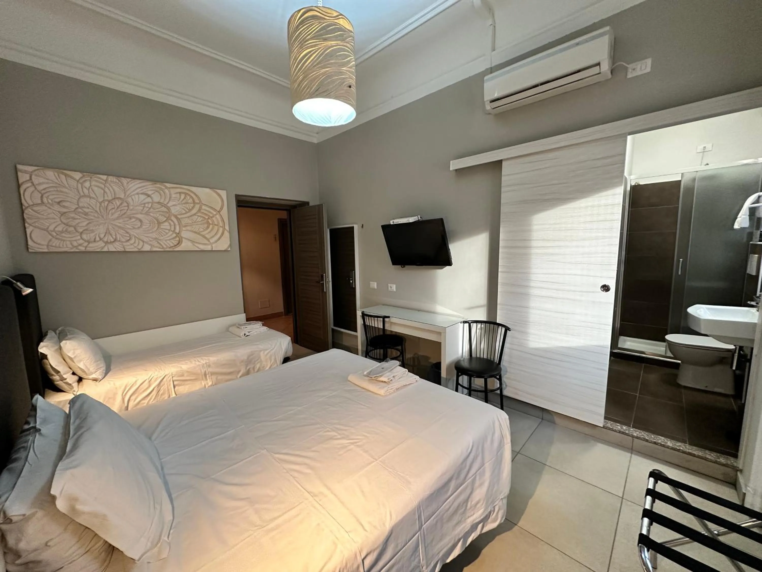 Bed in Hotel Bogart Milano