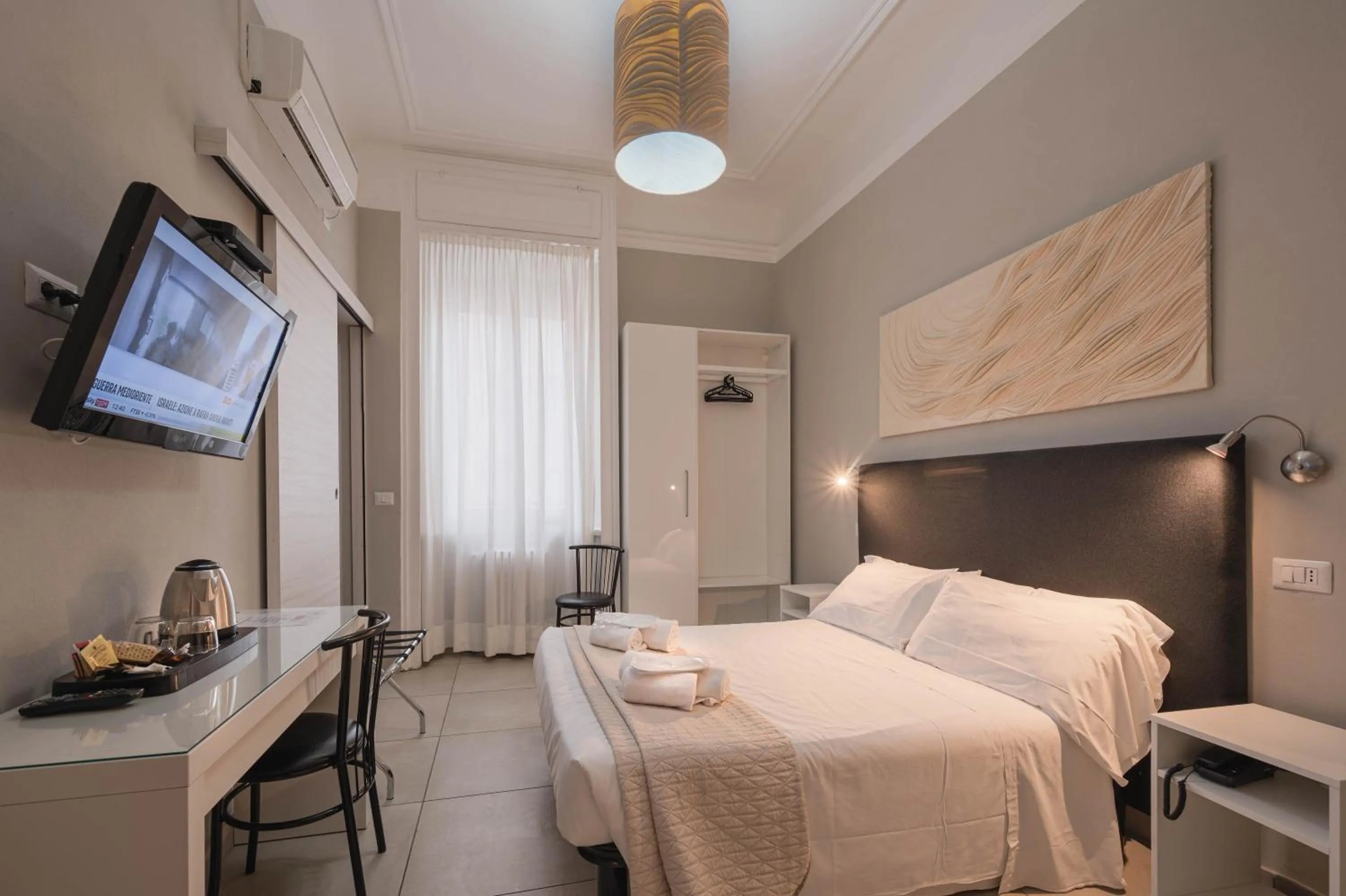 Bed in Hotel Bogart Milano