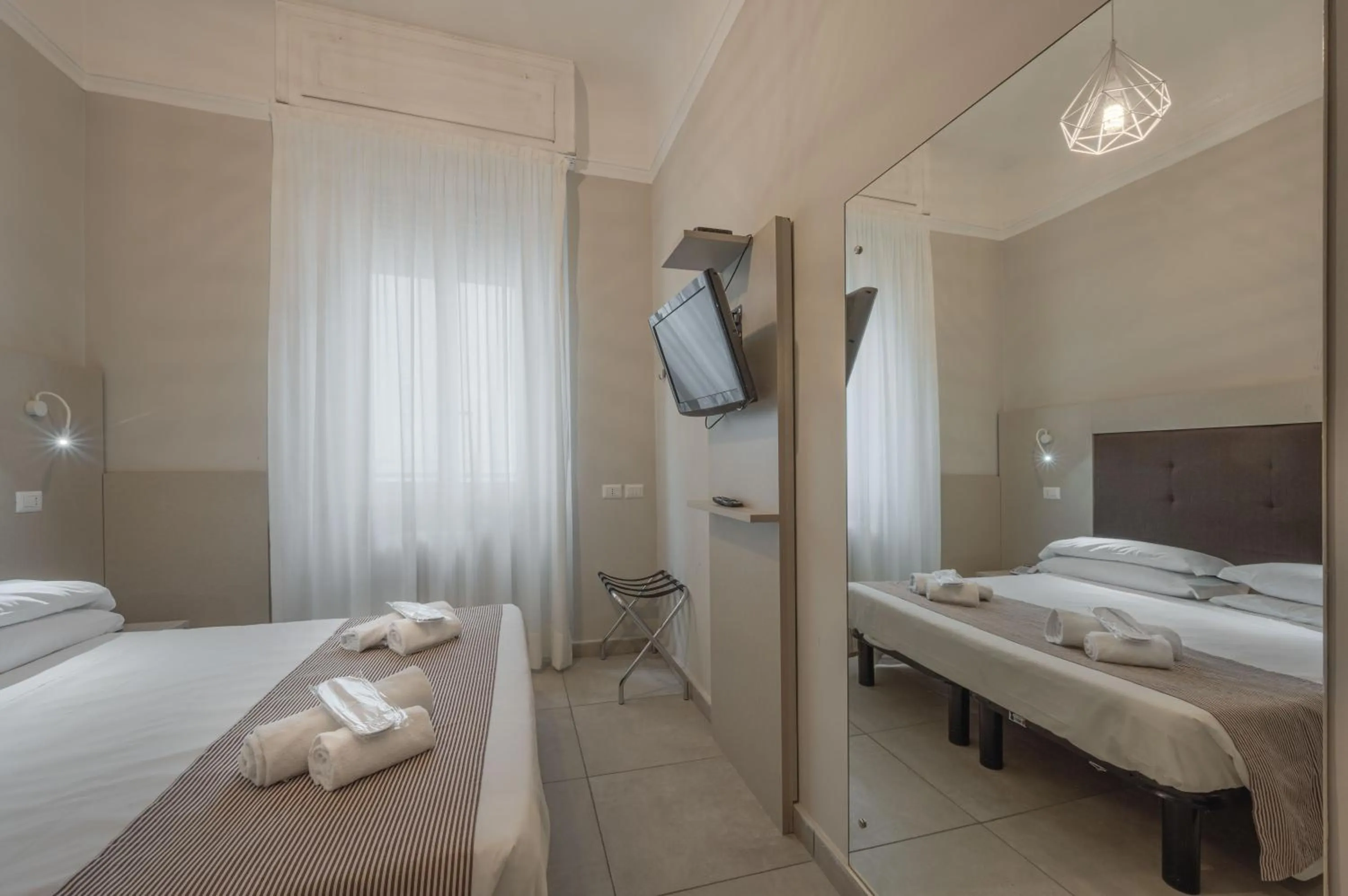 Bed in Hotel Bogart Milano