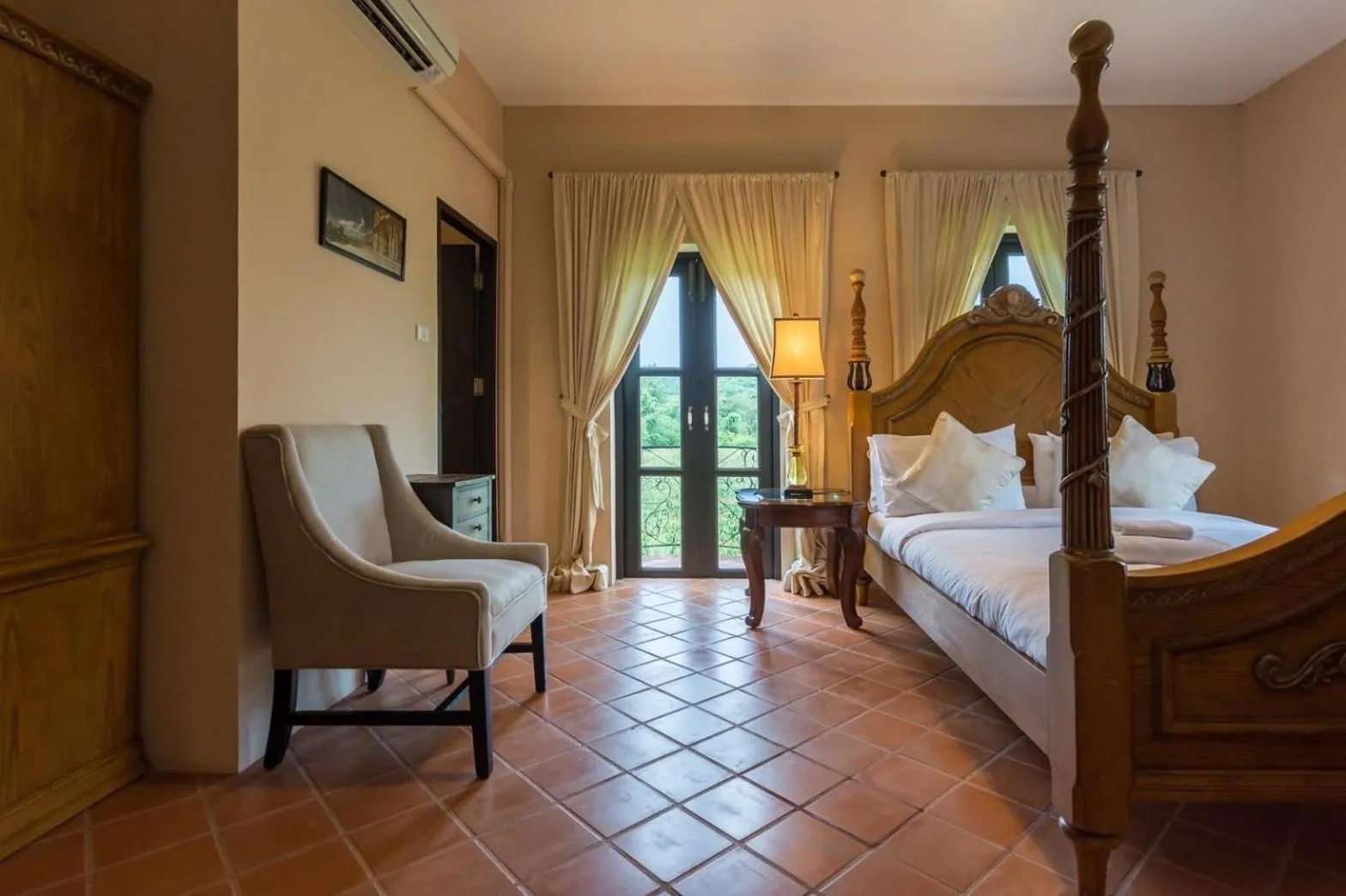 Bed in Villa Malinee Khao Yai 6 Bedrooms Italian Private Villa