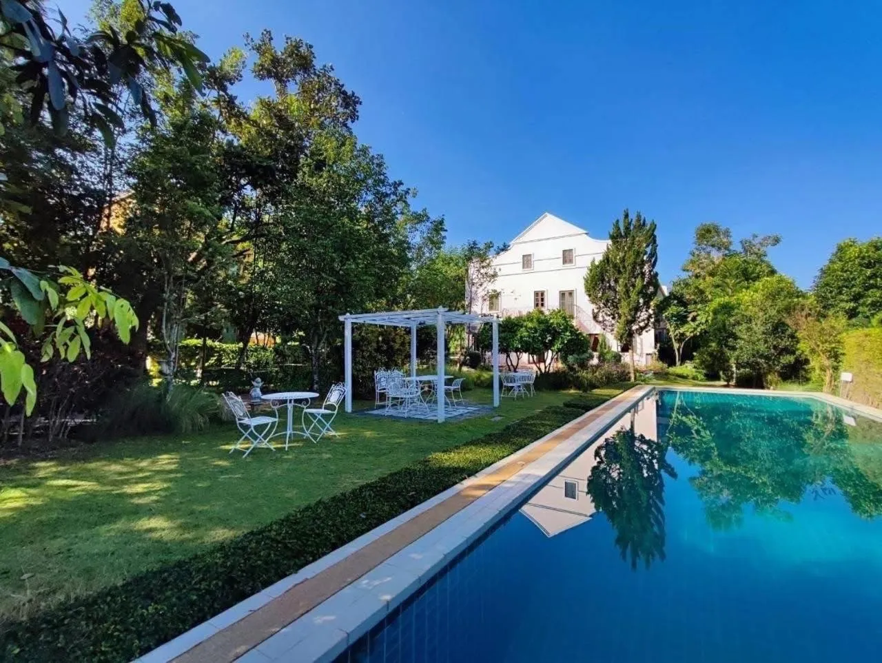 Swimming pool in Villa Malinee Khao Yai 6 Bedrooms Italian Private Villa