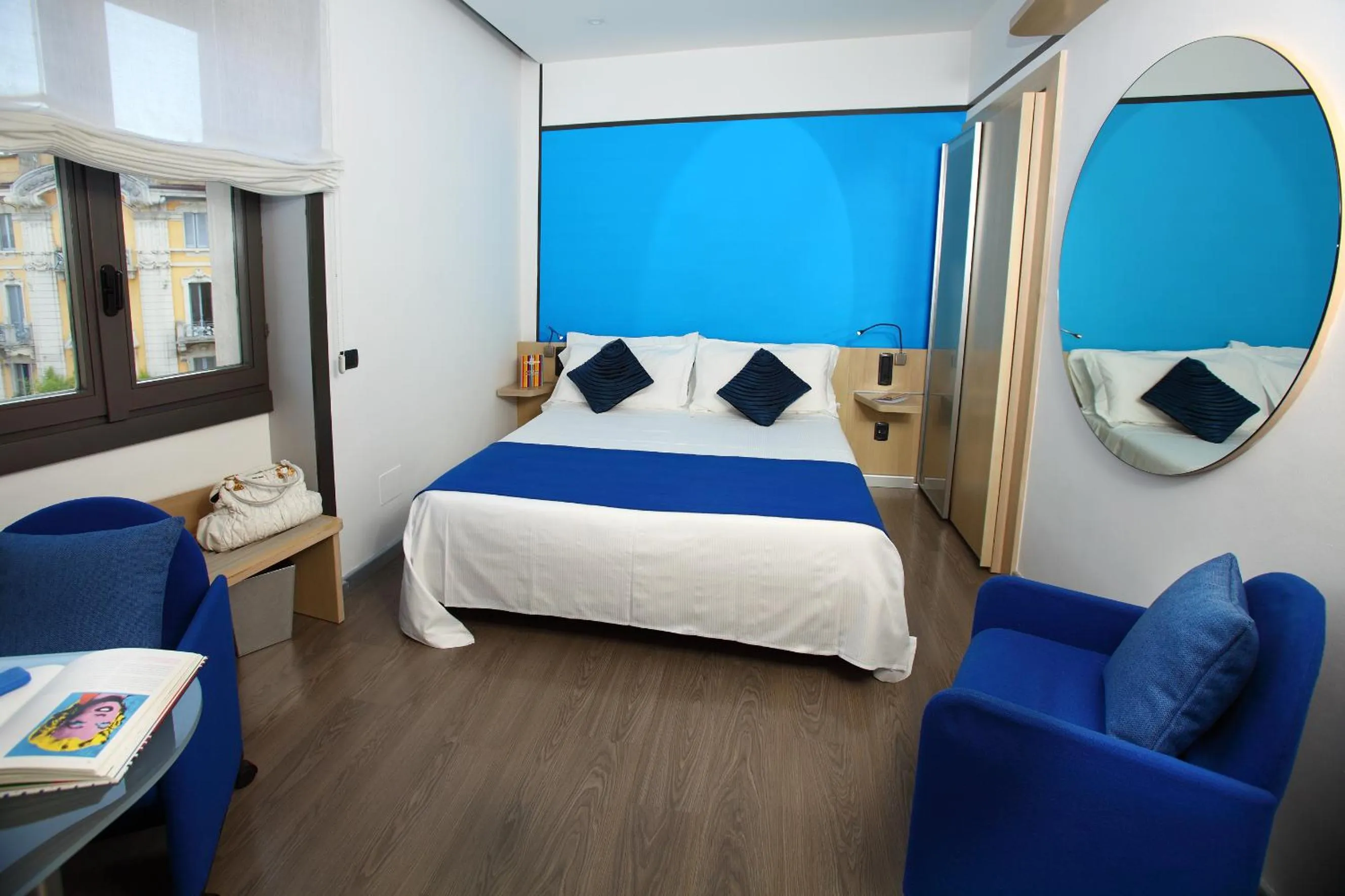 Bedroom, Bed in Hotel Mediolanum