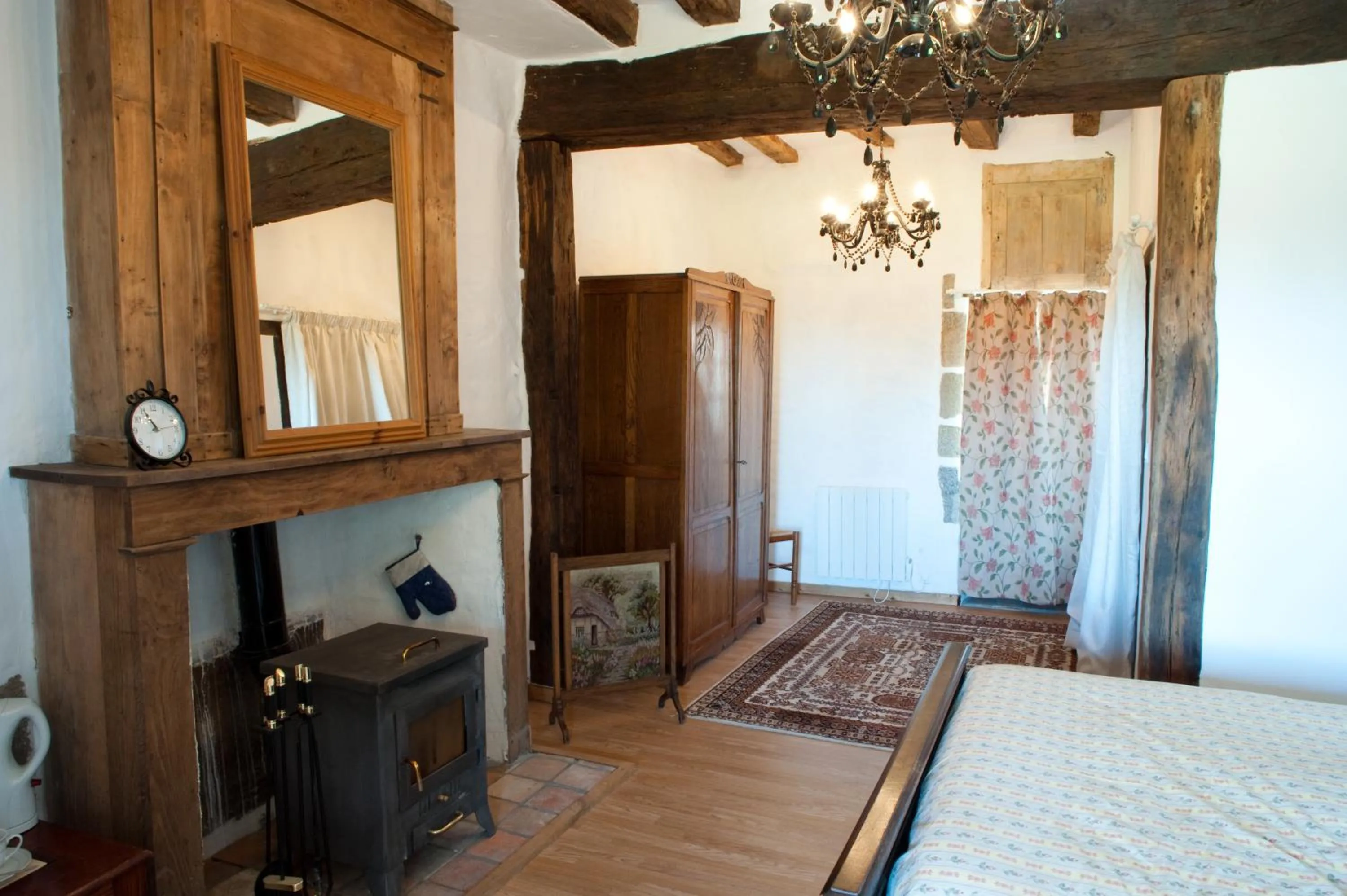 Photo of the whole room, Bed in L'Ancien Presbytère Chambres D'hote ou Gite