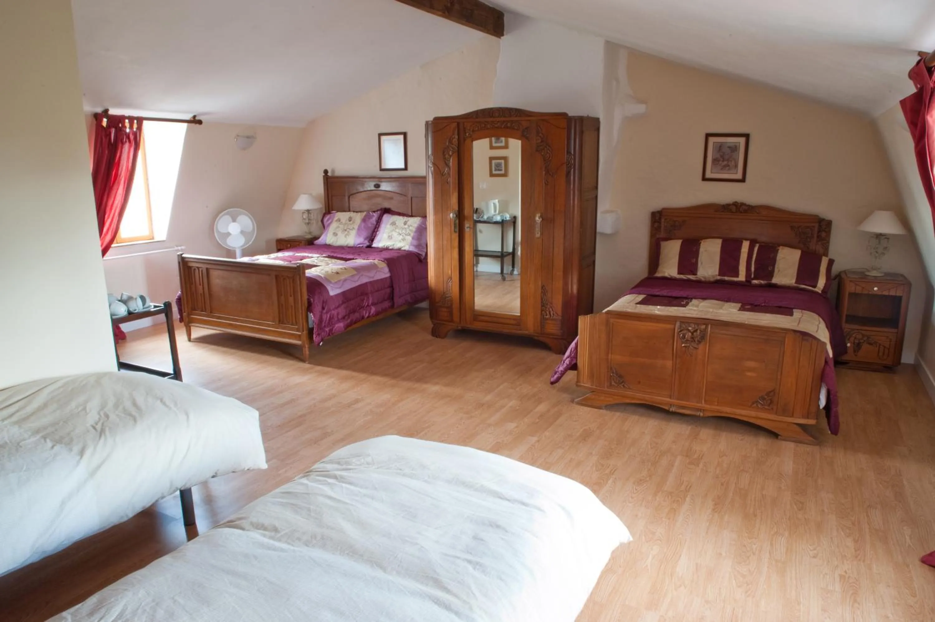 Photo of the whole room, Bed in L'Ancien Presbytère Chambres D'hote ou Gite