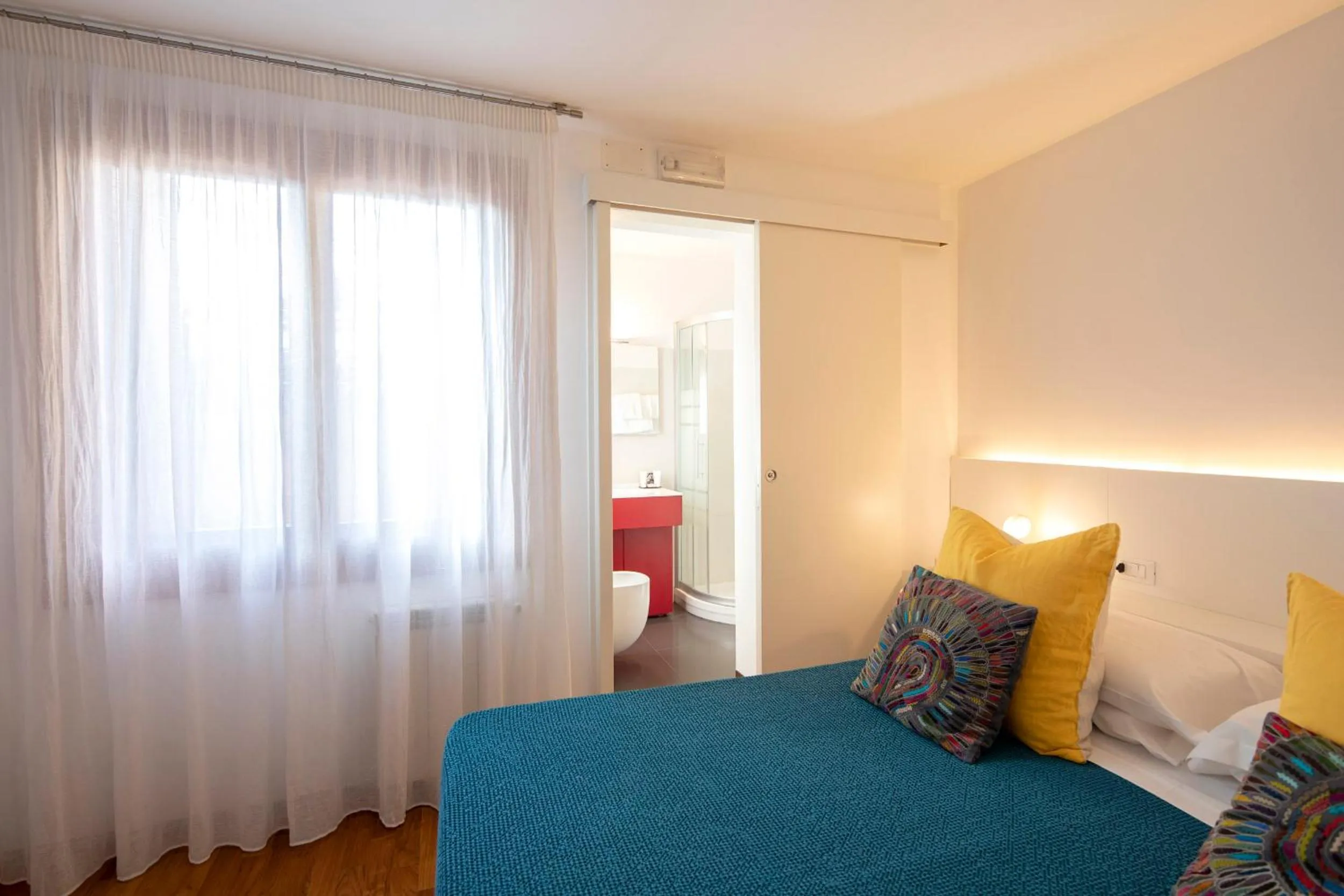 View (from property/room), Bed in Ca' della Scimmia - Rialto - Venice