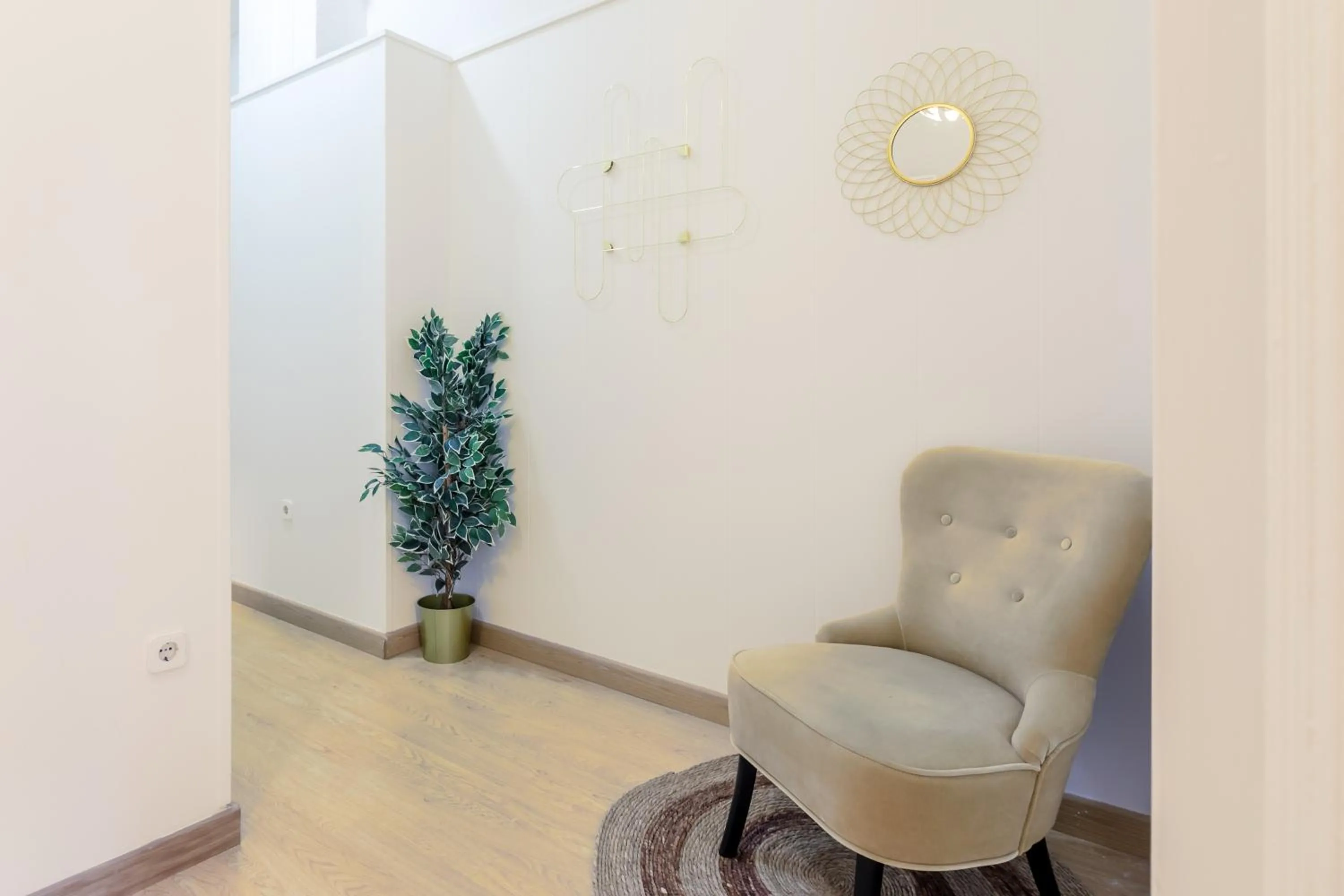 Lobby or reception in AvantiStays La Campana, con un balcón que te enamorará del ambiente de Sevilla