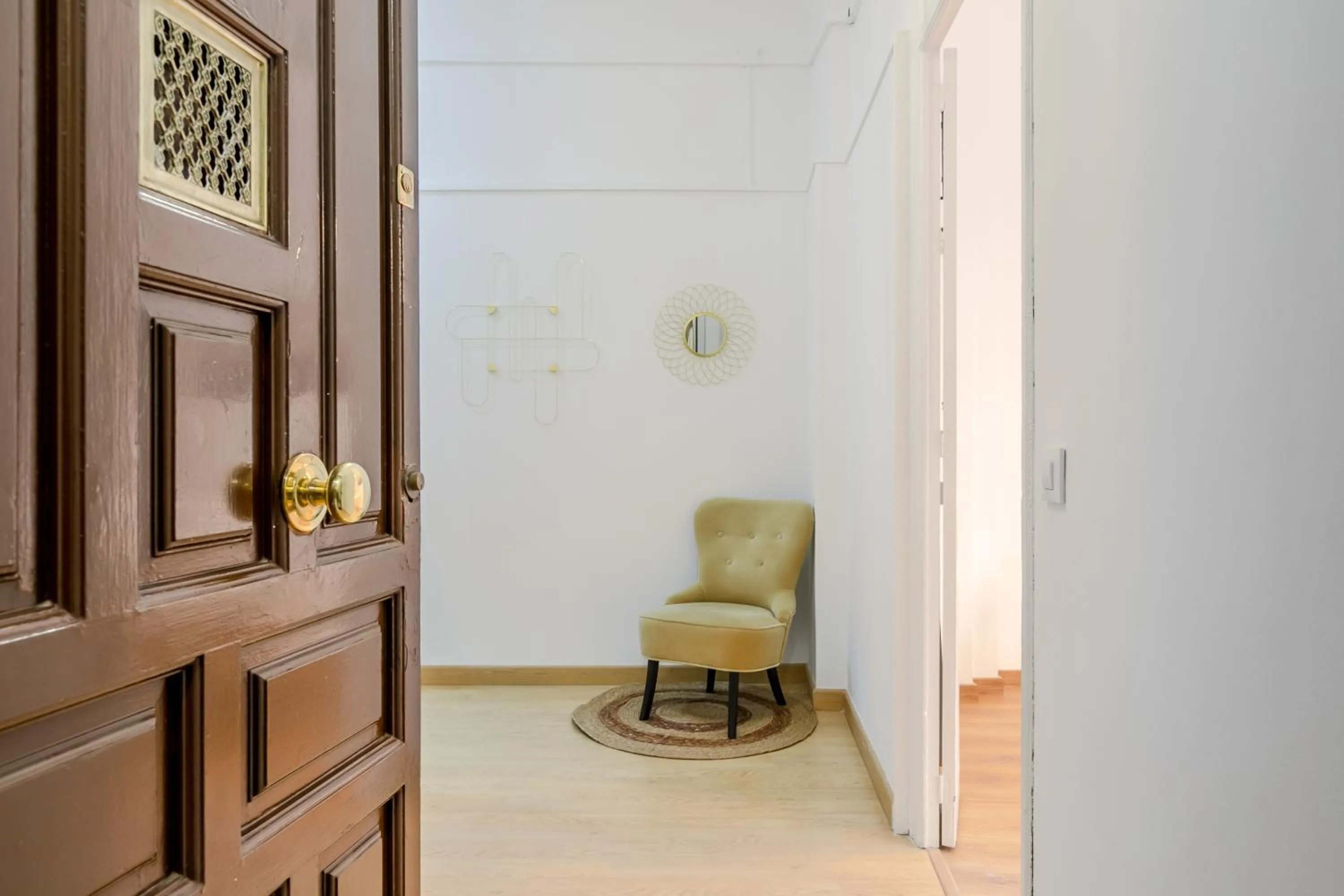 Lobby or reception in AvantiStays La Campana, con un balcón que te enamorará del ambiente de Sevilla