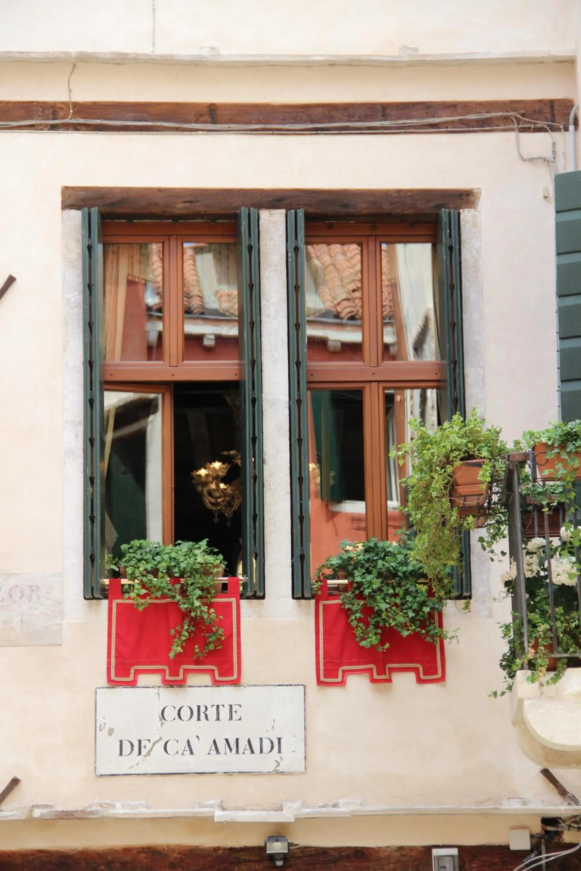 Property building in Ca' Amadi