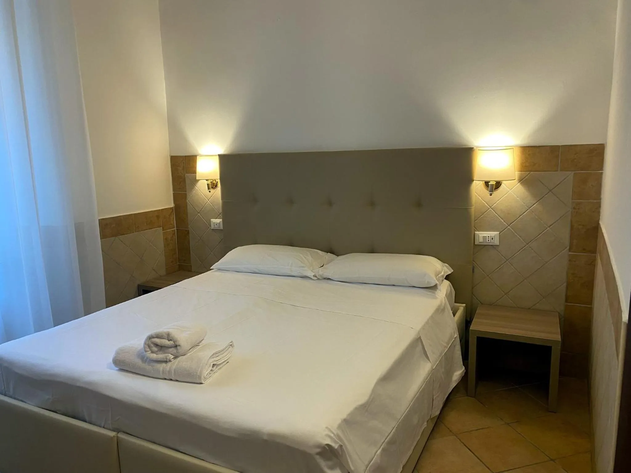 Bed in Hotel Alex Square