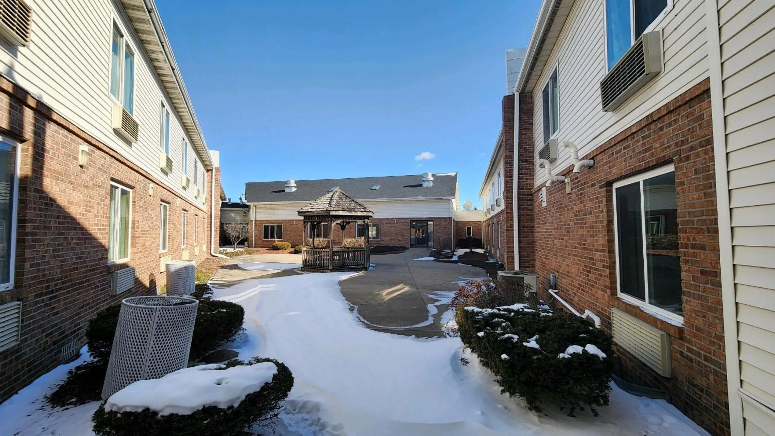 Balcony/Terrace in Studio 6 Altoona, IA - Des Moines East