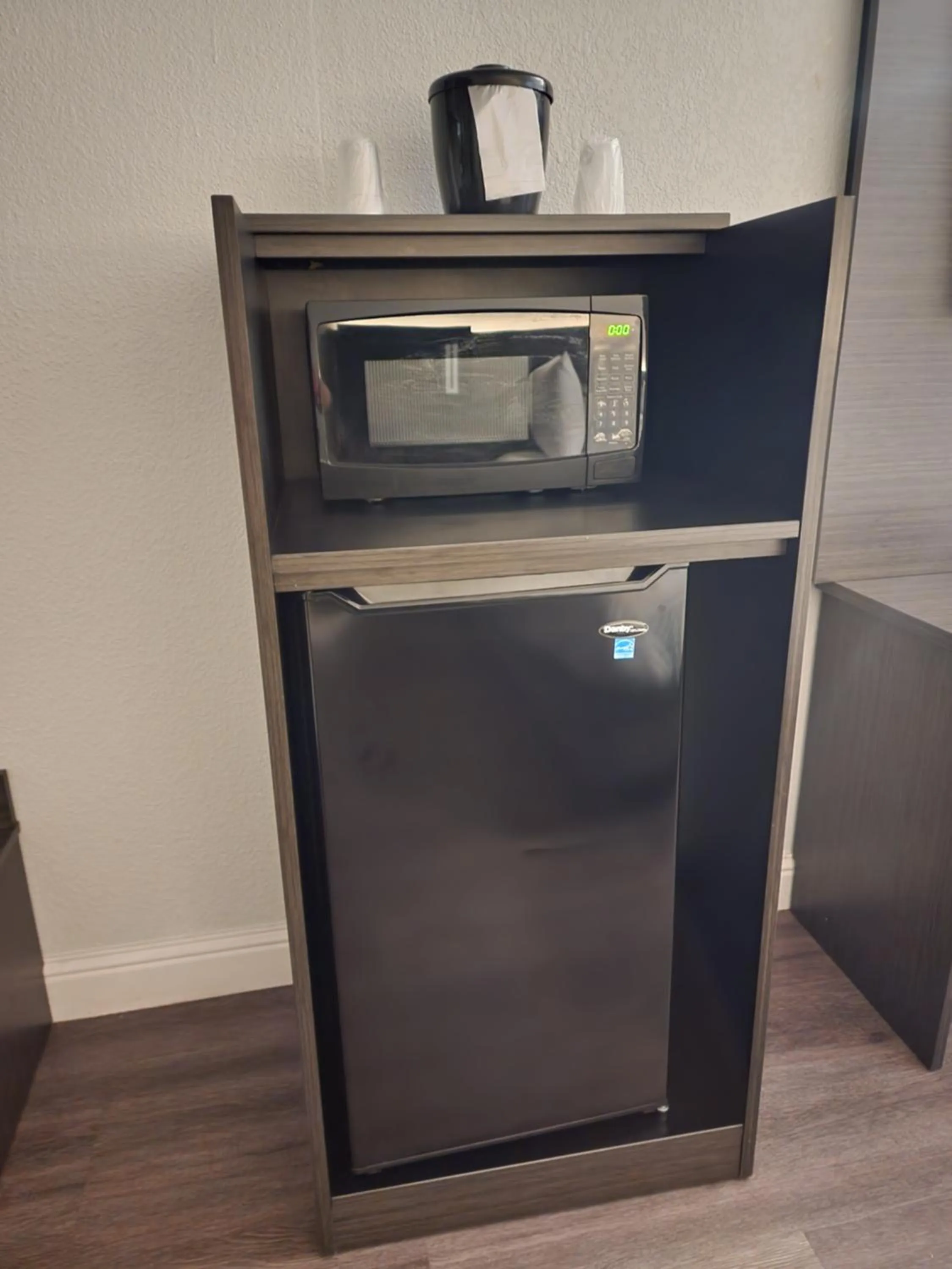oven in Motel 6 Sacramento CA Natomas