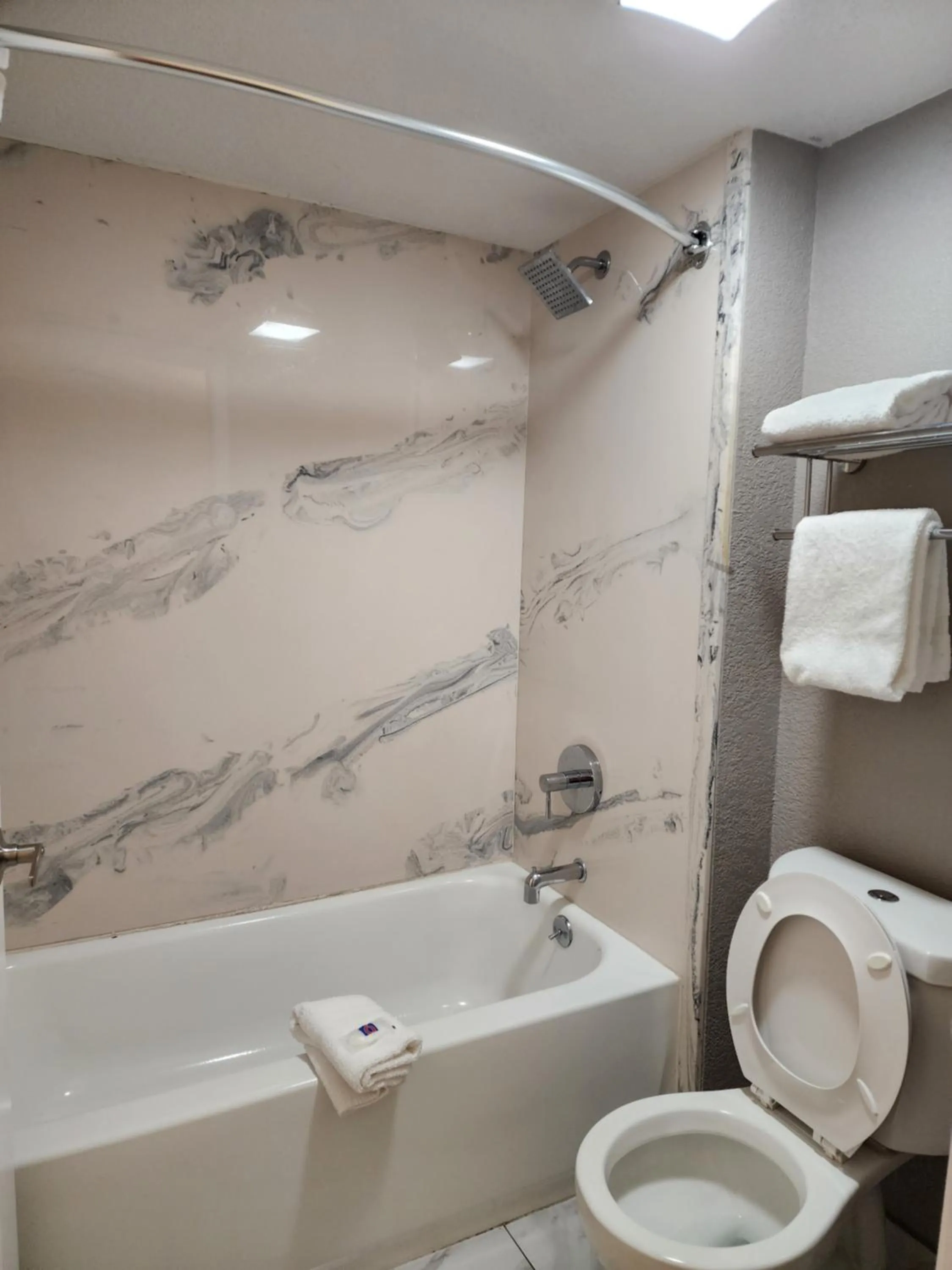 Bathroom in Motel 6 Sacramento CA Natomas