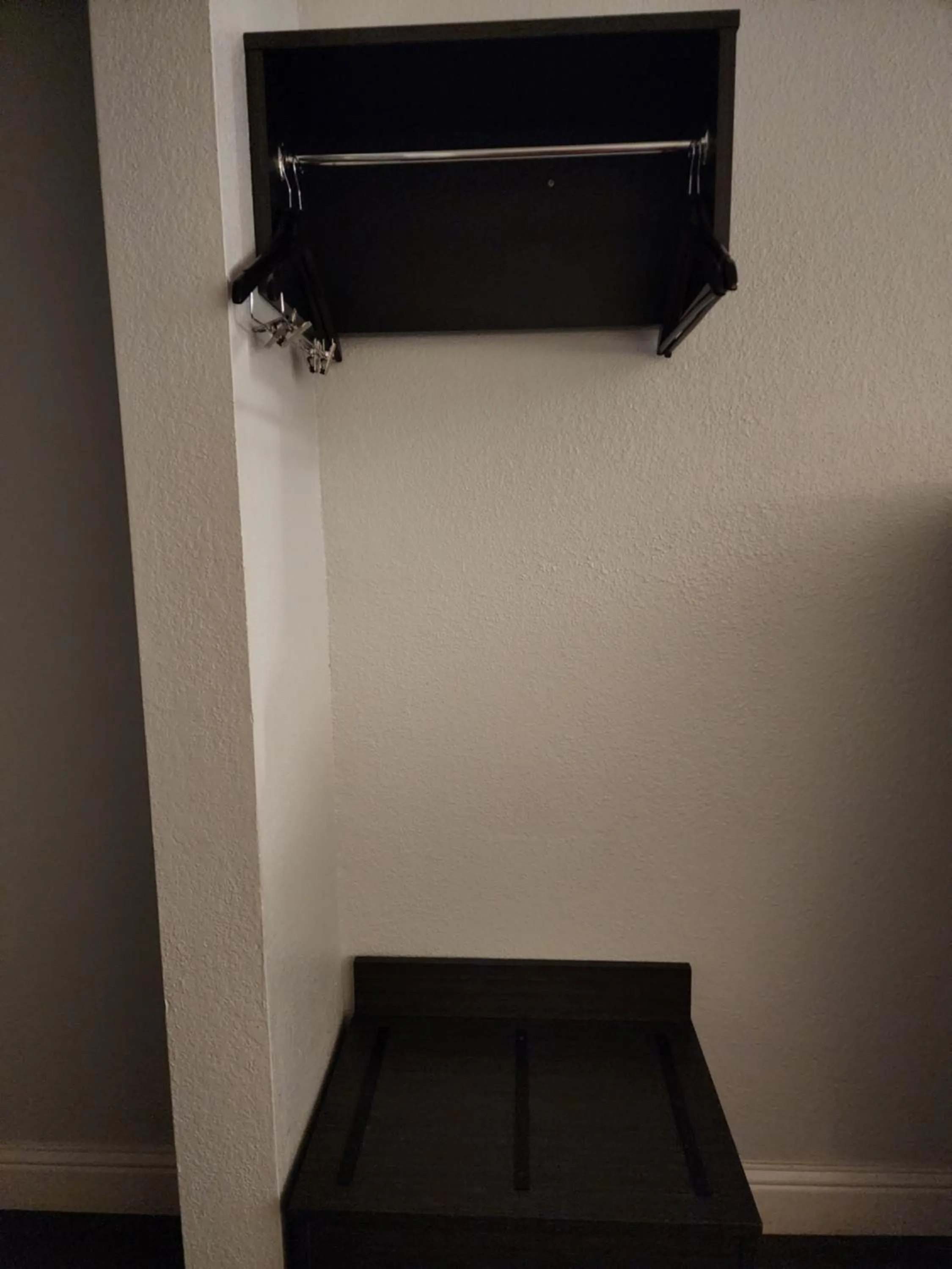 wardrobe in Motel 6 Sacramento CA Natomas