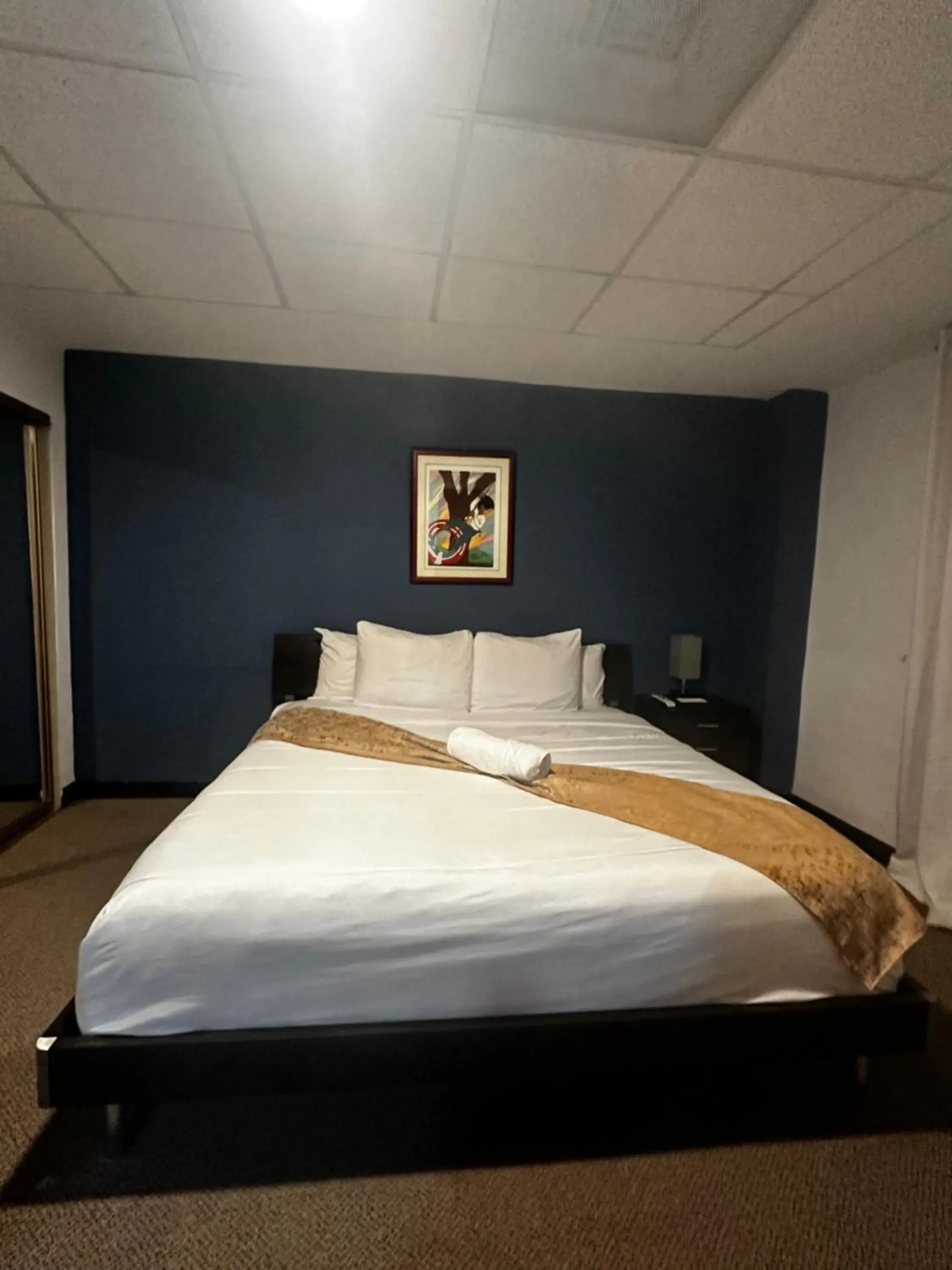 Bed in SJ SUITES HOTEL Bed in SJ SUITES HOTEL