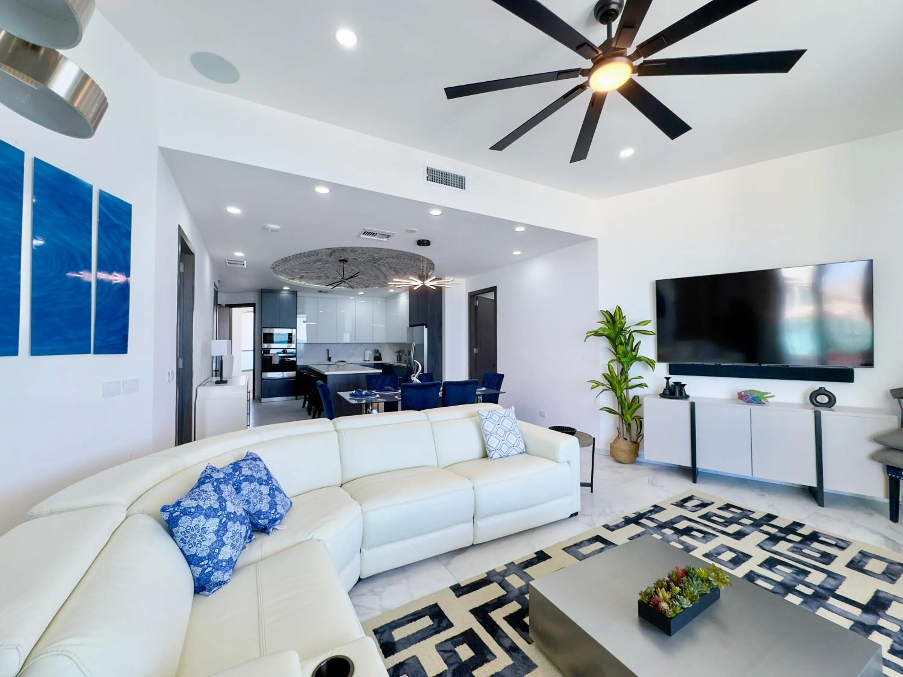 Esmeralda Beach Resort