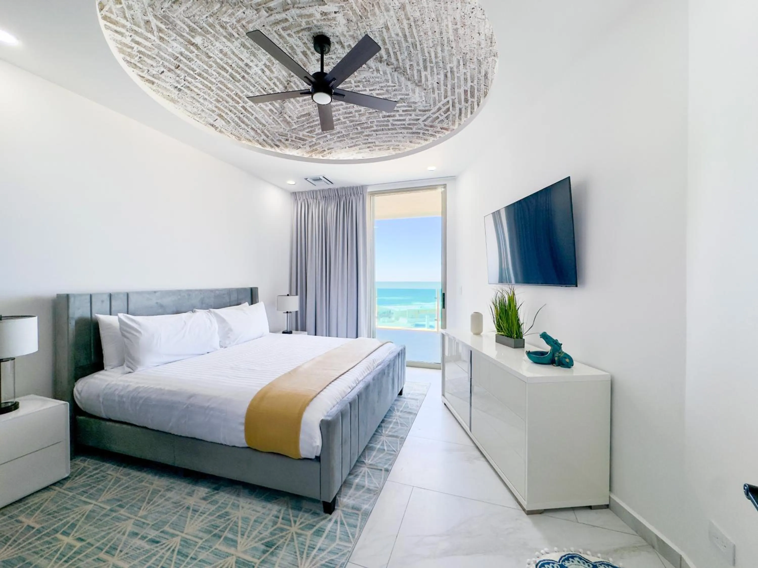 Bed in Esmeralda Beach Resort