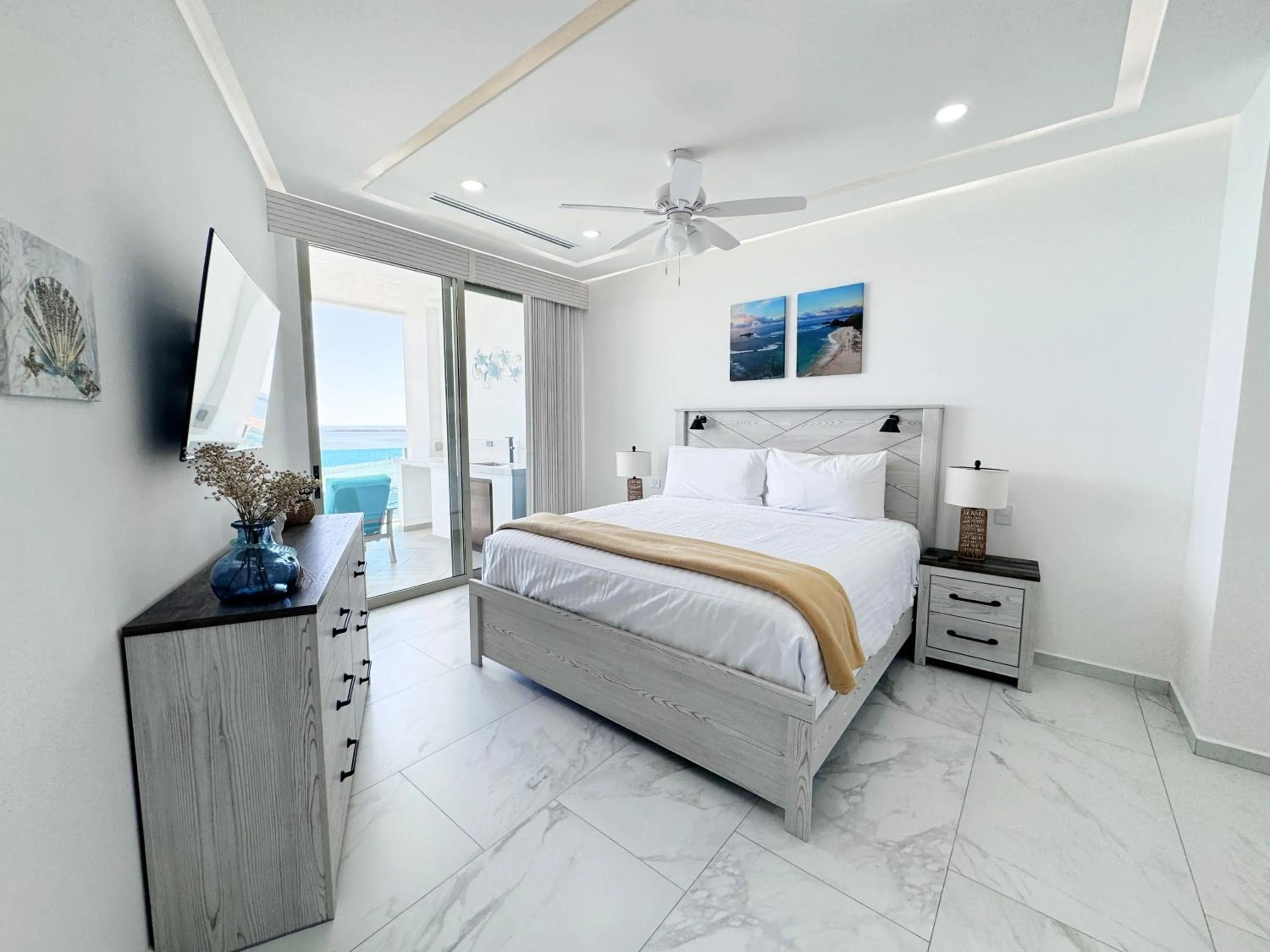 Bed in Esmeralda Beach Resort