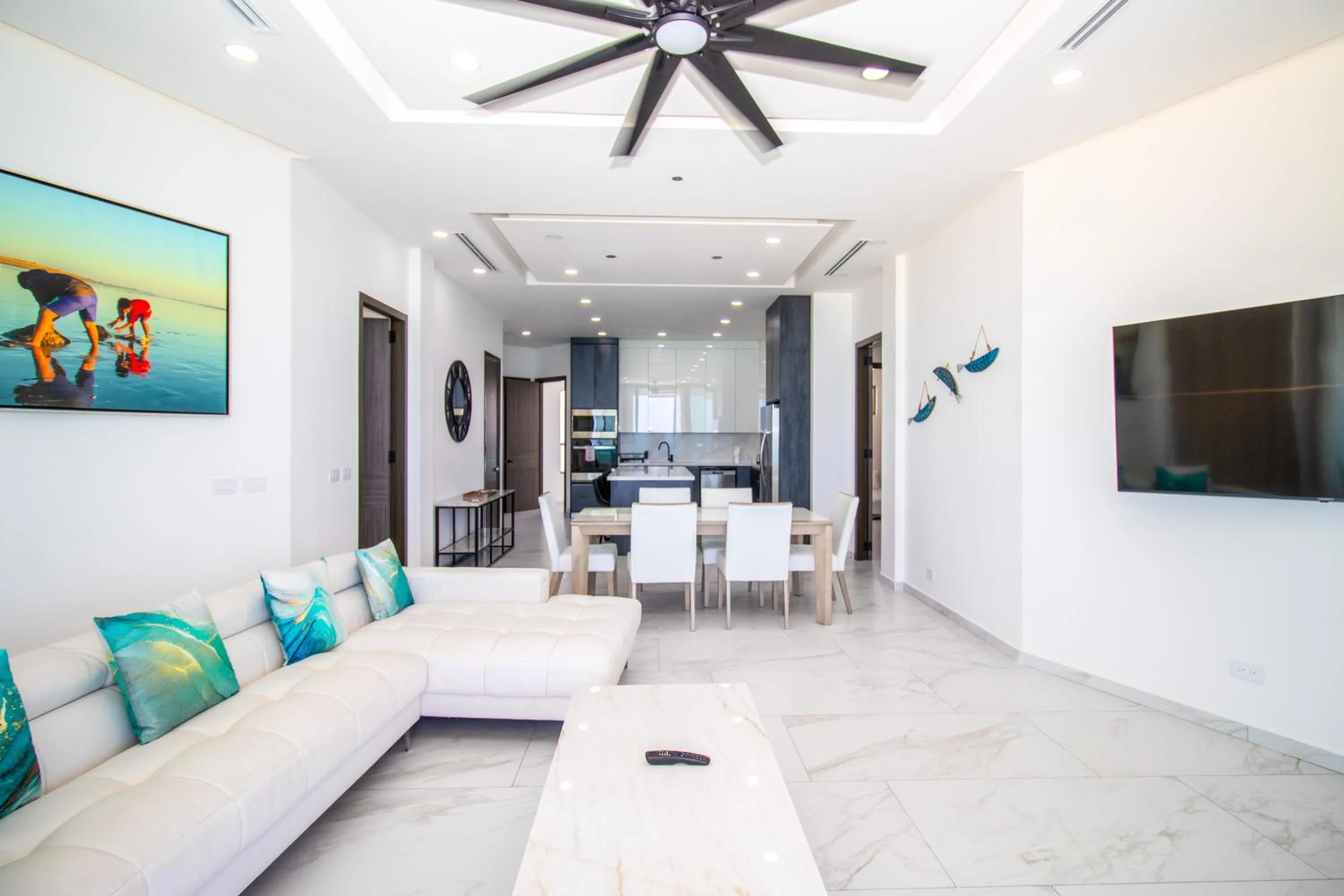 Esmeralda Beach Resort