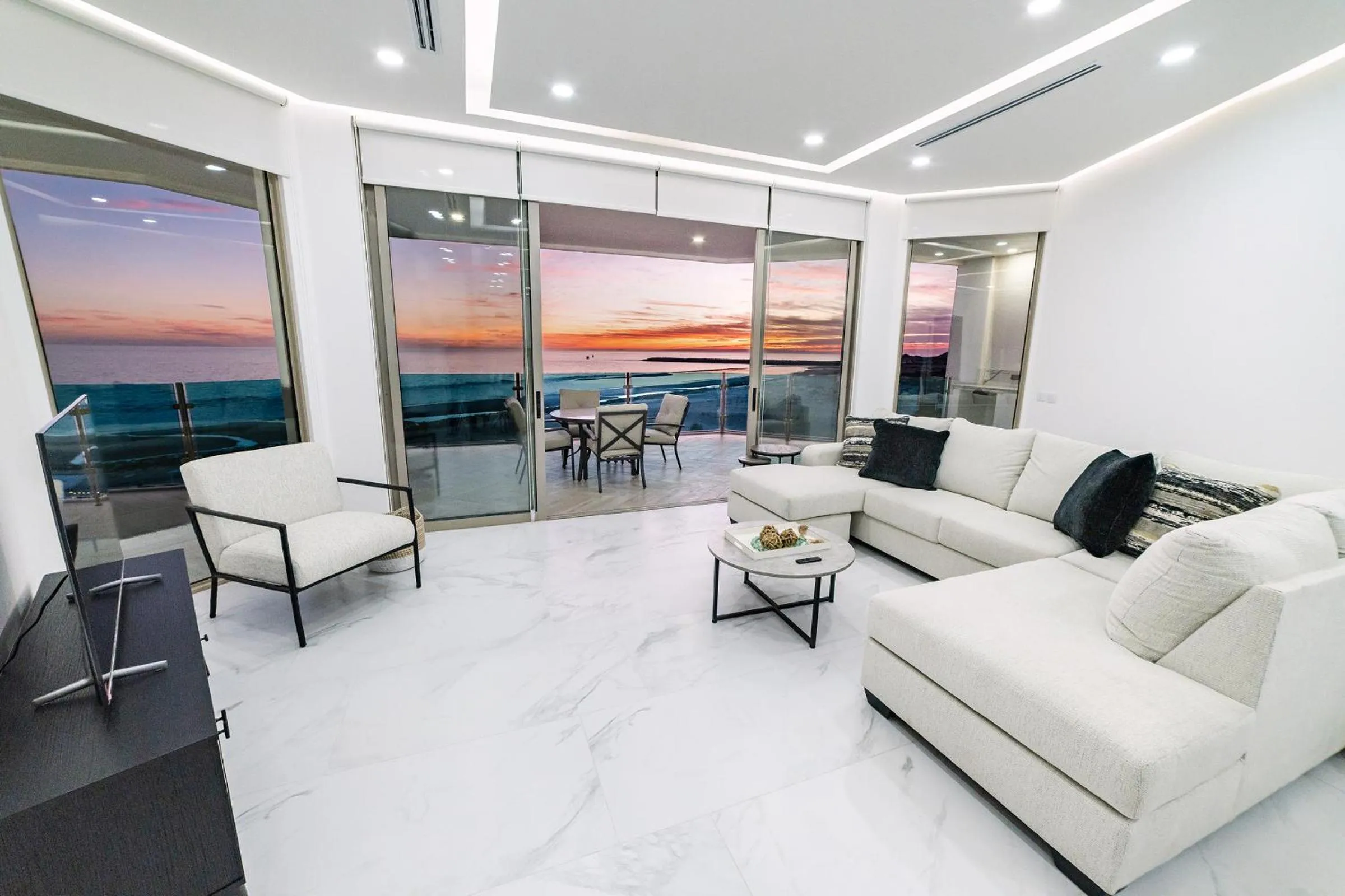 Esmeralda Beach Resort