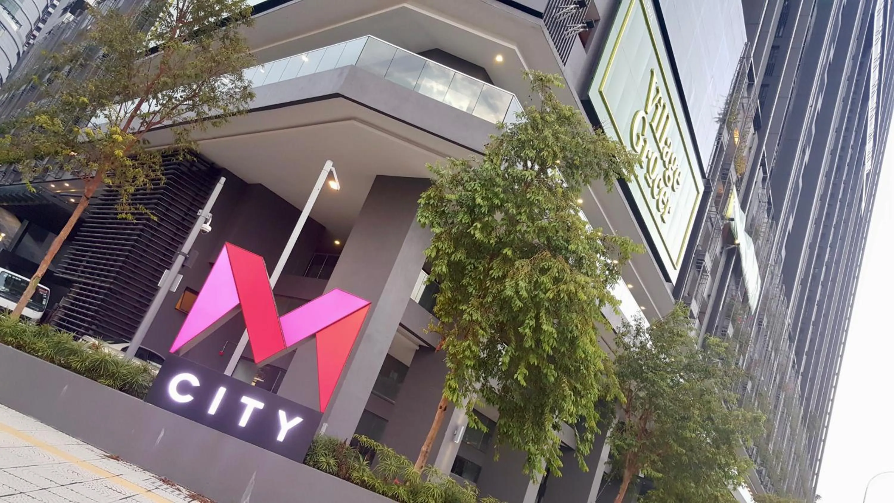 Property building in MCity Jalan Ampang KLCC