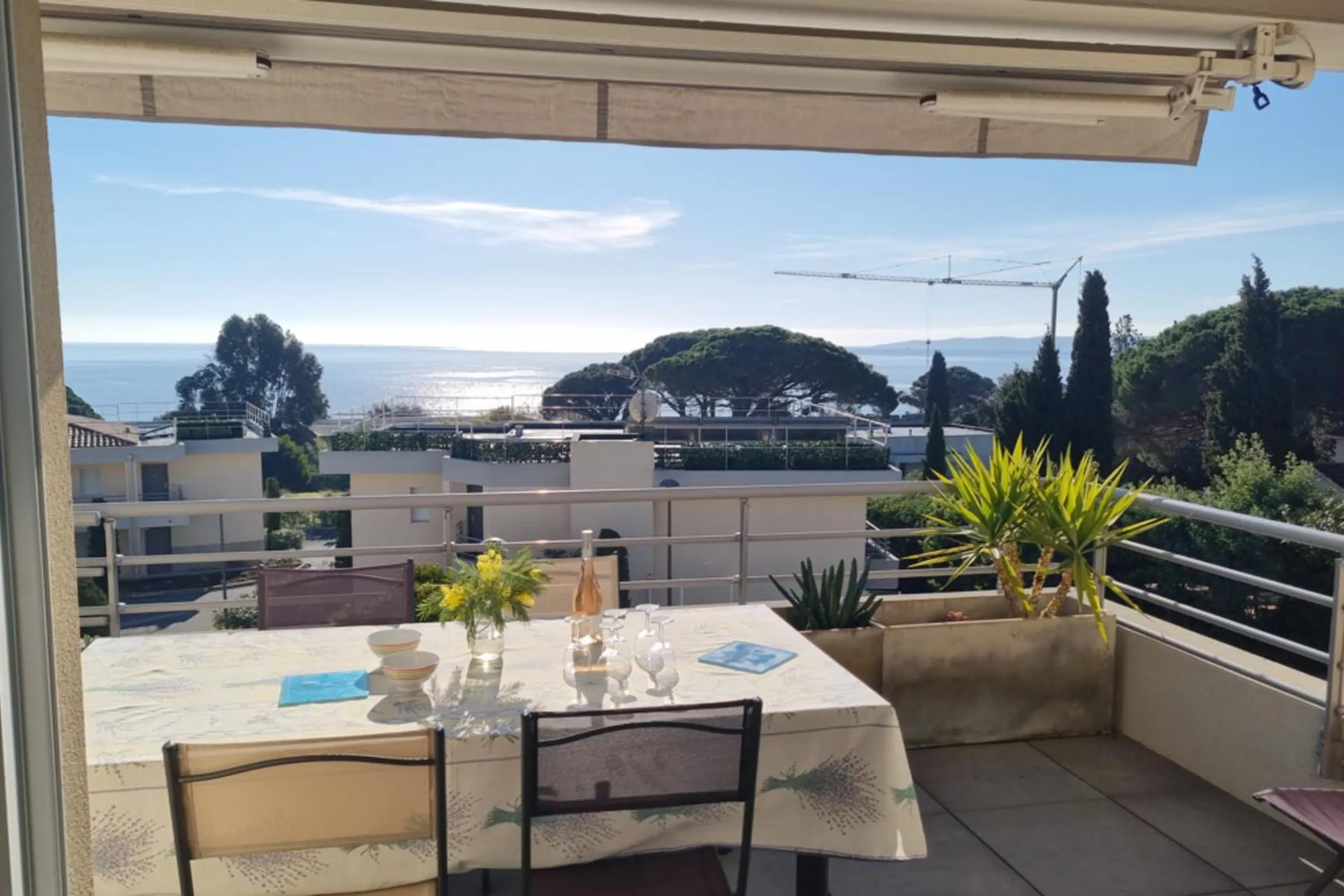 Apt With Pool Magnificent Sea View 80m To Beach