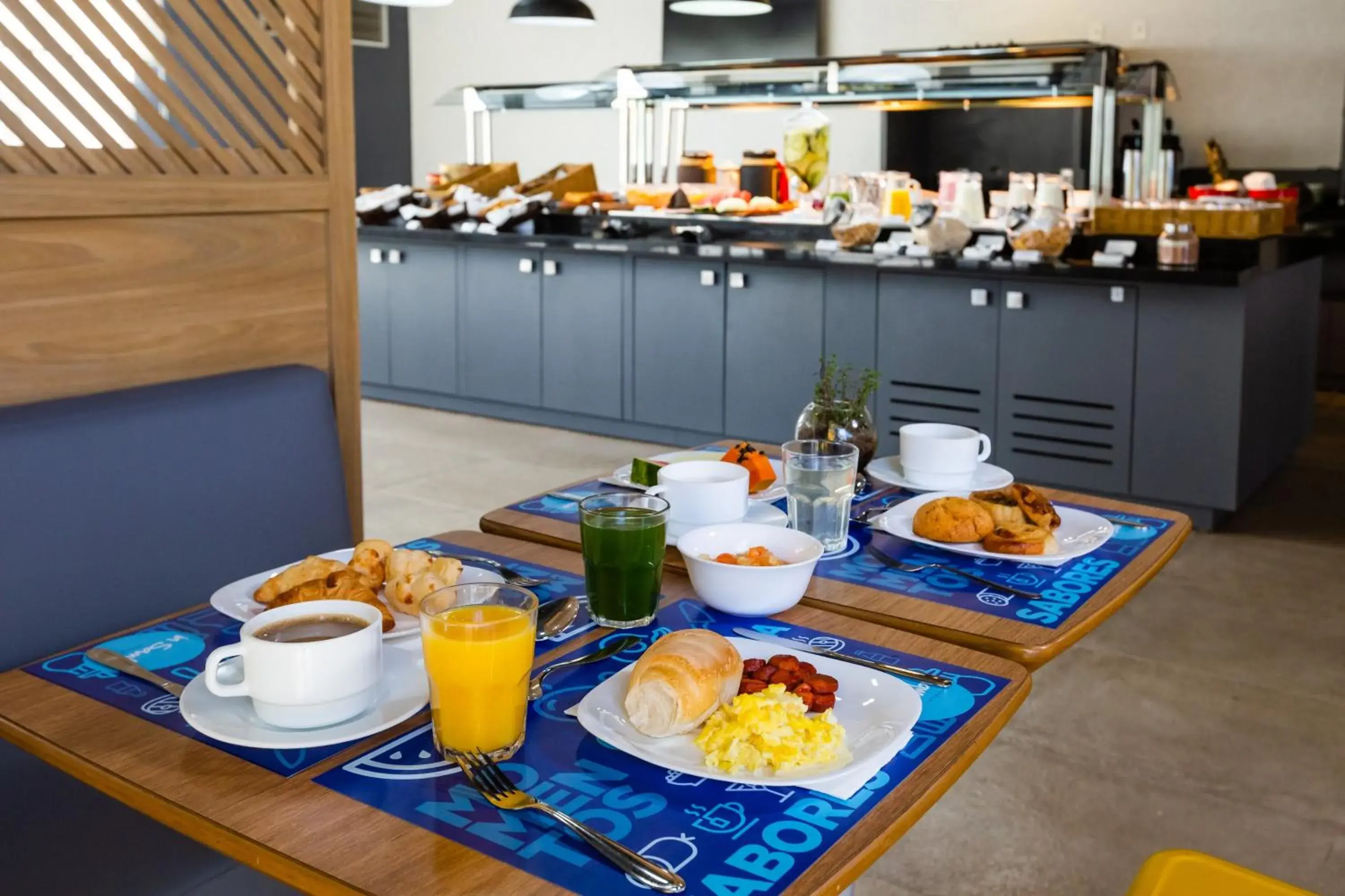 Breakfast in Rio Hotel by Bourbon Indaiatuba Breakfast in Rio Hotel by Bourbon Indaiatuba