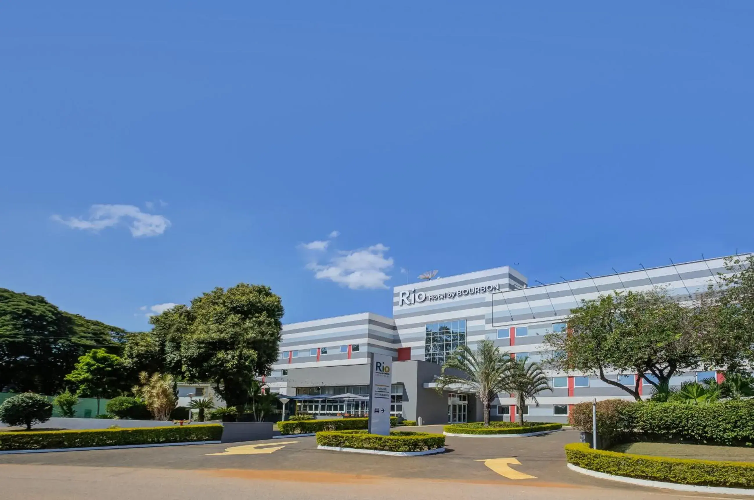 Facade/entrance in Rio Hotel by Bourbon Indaiatuba Facade/entrance in Rio Hotel by Bourbon Indaiatuba