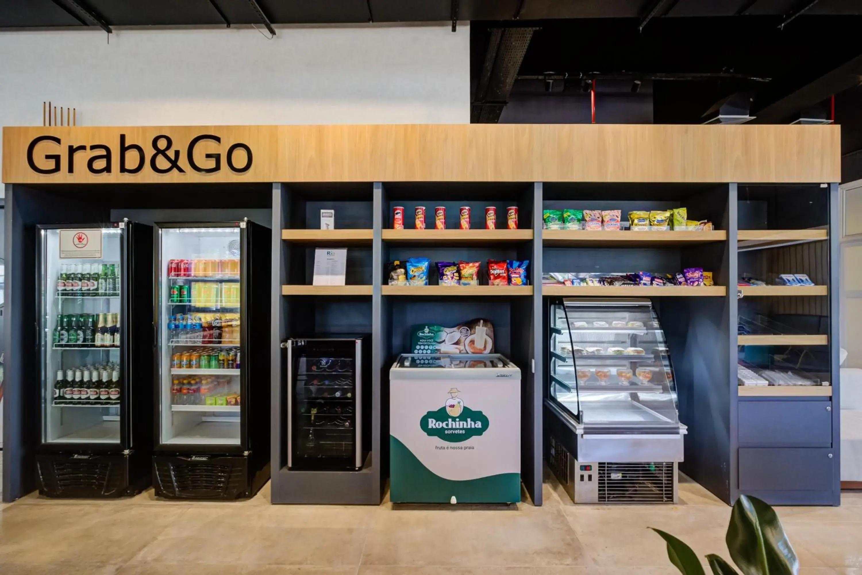 Lounge or bar in Rio Hotel by Bourbon Indaiatuba Lounge or bar in Rio Hotel by Bourbon Indaiatuba