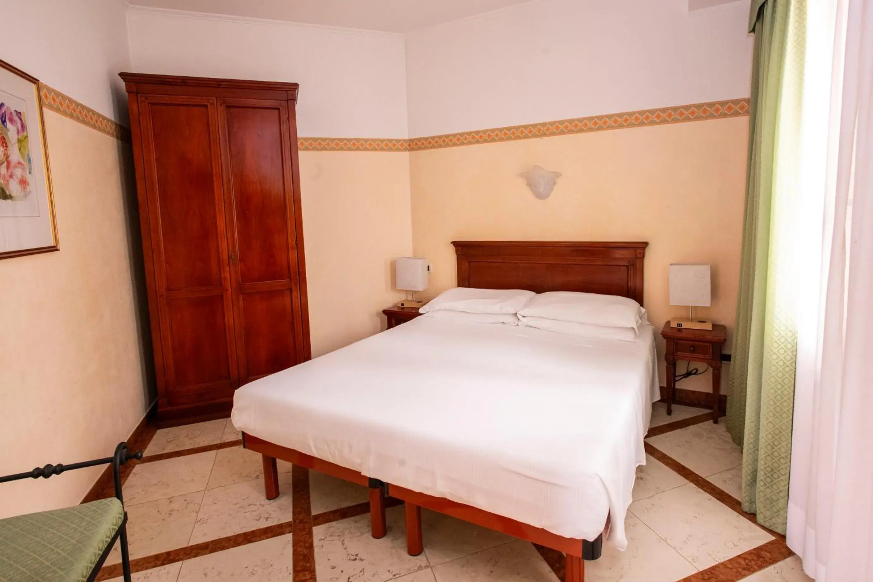 Economy Double Room in Hotel Russo Palace Economy Double Room in Hotel Russo Palace