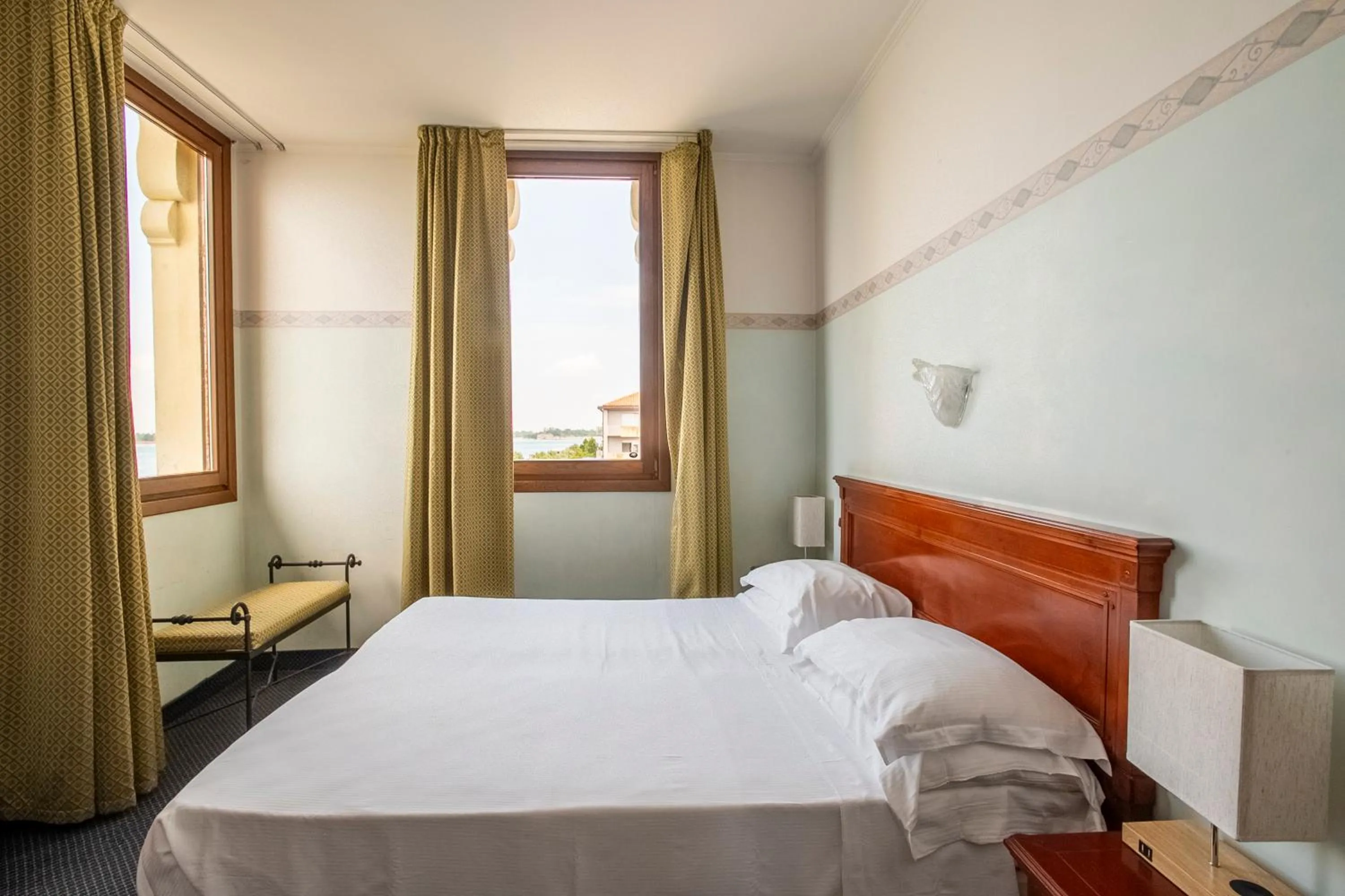 Bedroom, Bed in Hotel Russo Palace